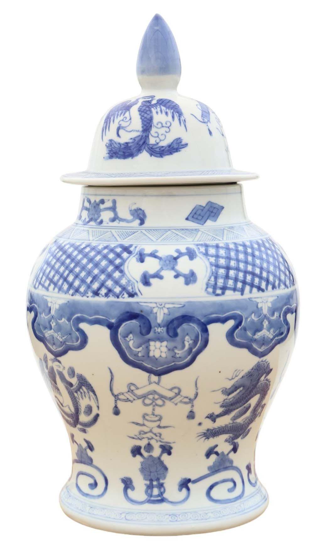 Antique Chinese Oriental Blue & White Ceramic Ginger Jar with Lid (1 of 8)