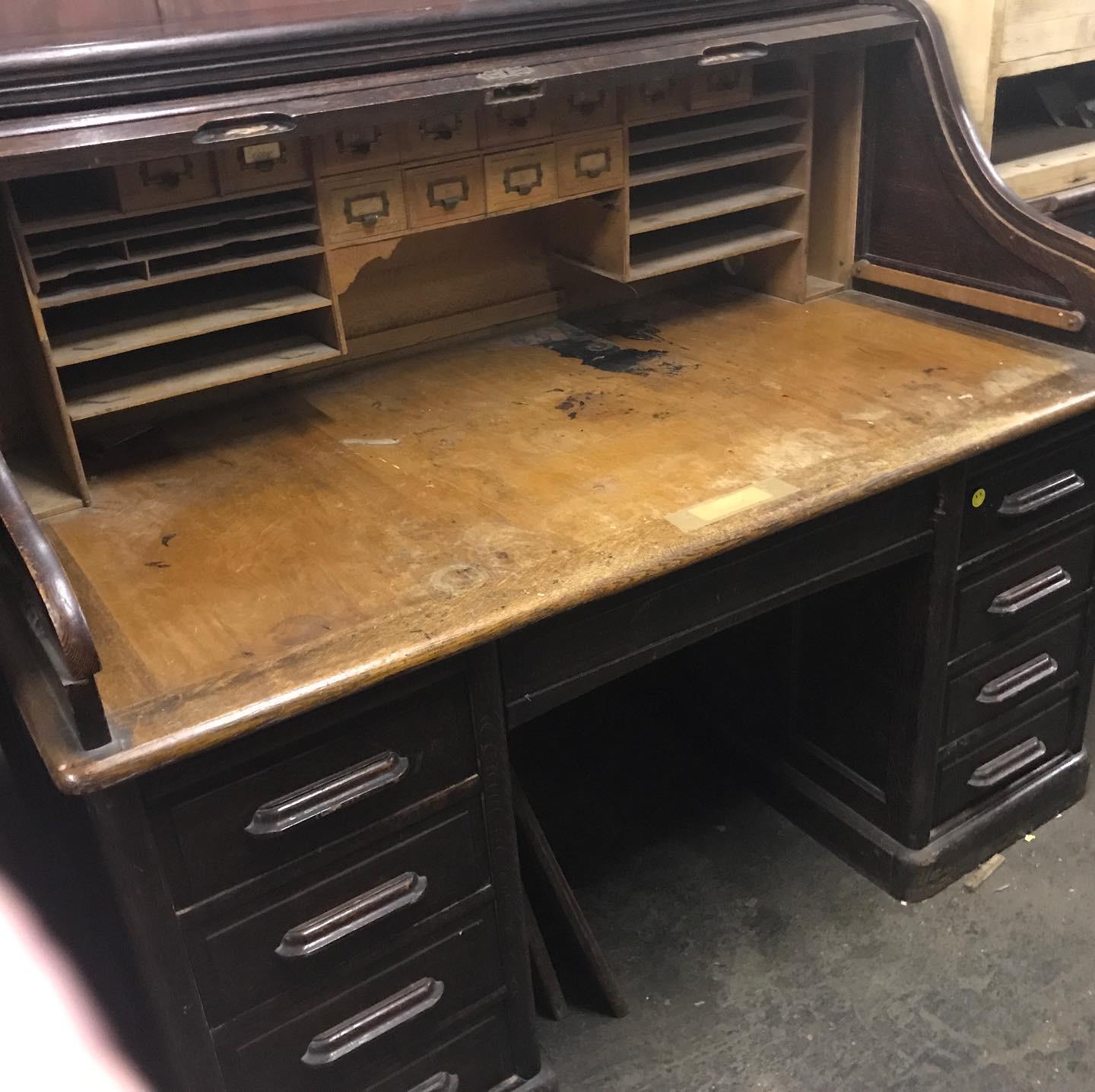 Large Oak Roll Top Desk (1 of 1)