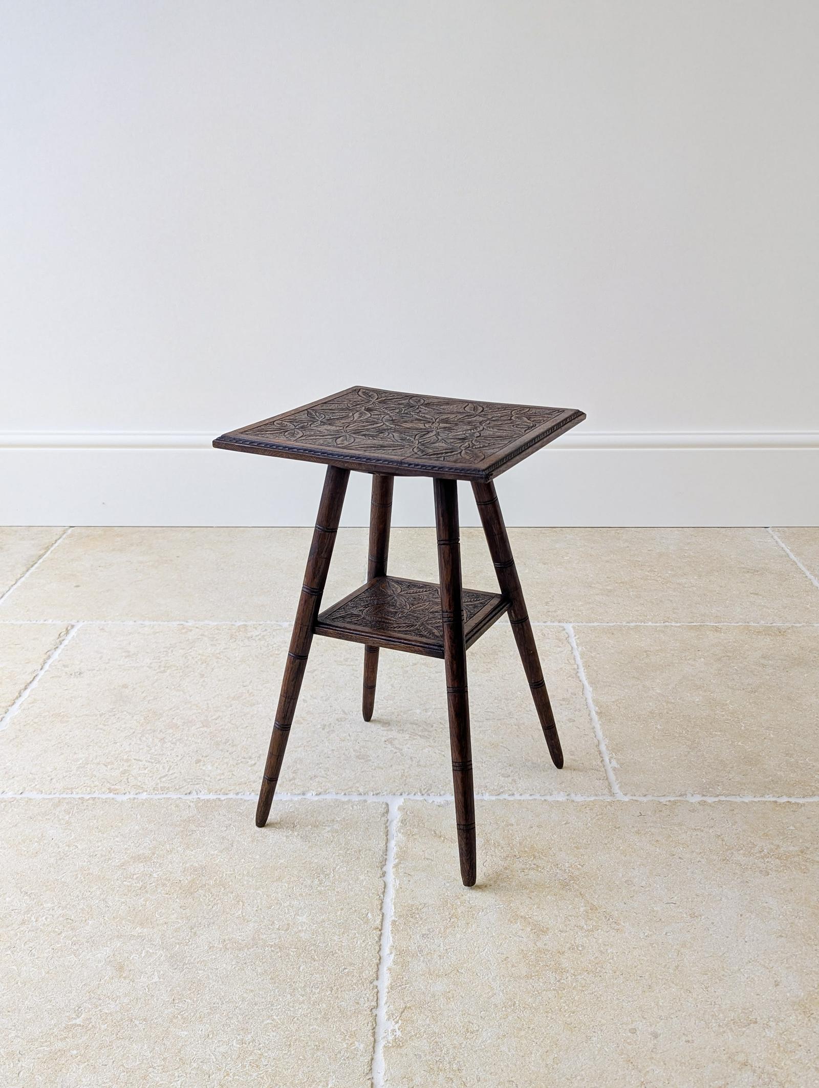 Antique Arts & Crafts Carved Oak Occasional Table c.1900 (1 of 15)