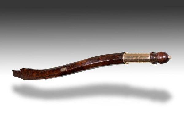 Large Elm Tiller from the Brixam Fishing Trawler ‘Provident’ (1 of 3)