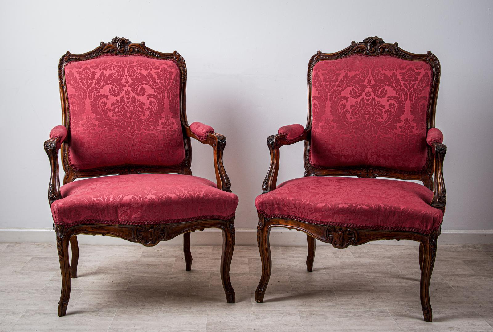 Pair of French Louis XV Carved Walnut Armchairs with Red Damask Upholstery, c.1900 (1 of 6) Pair of French Louis XV Carved Walnut Armchairs with Red Damask Upholstery, c.1900 (1 of 6)