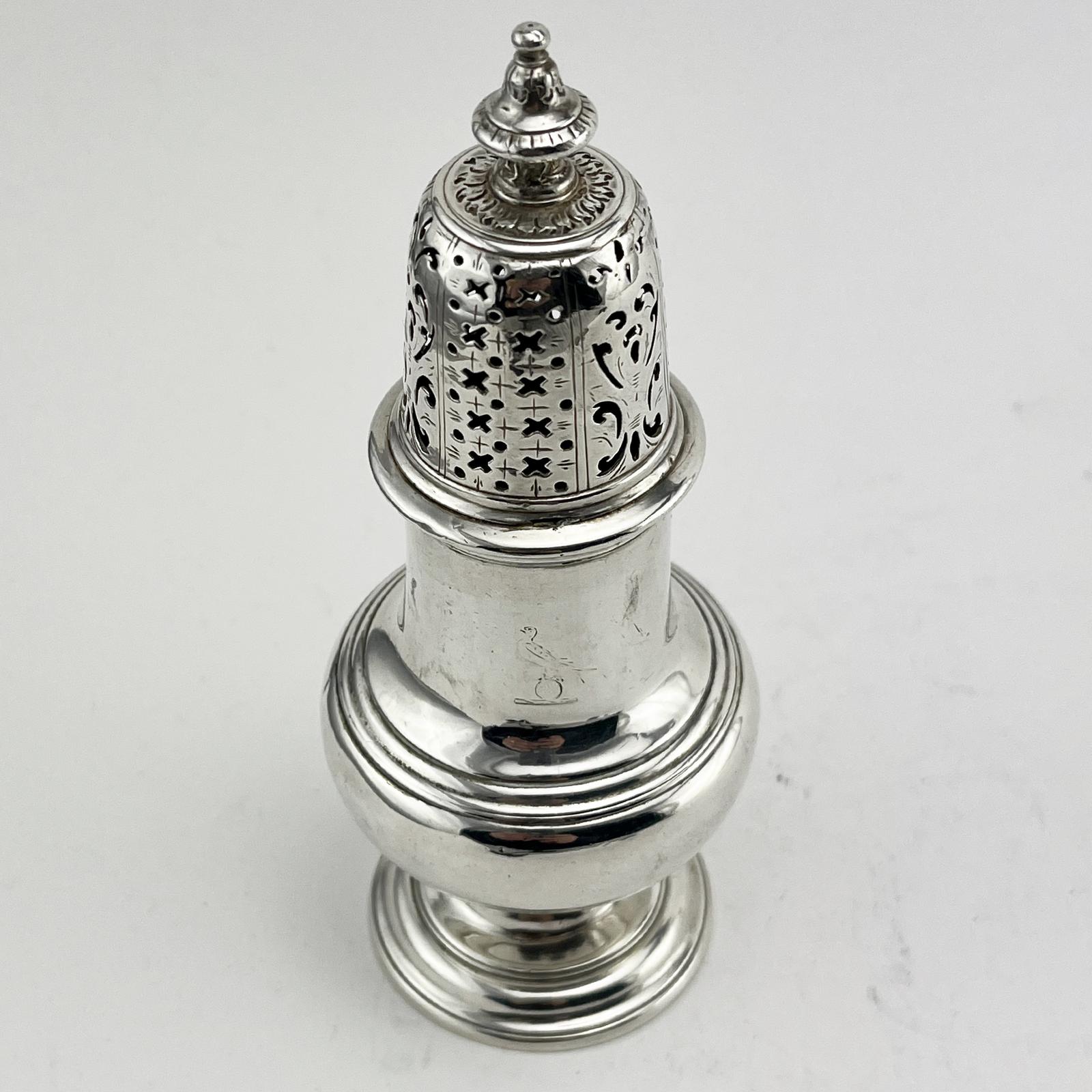 Good Quality George II Sterling Silver Sugar Caster (1 of 5) Good Quality George II Sterling Silver Sugar Caster (1 of 5)