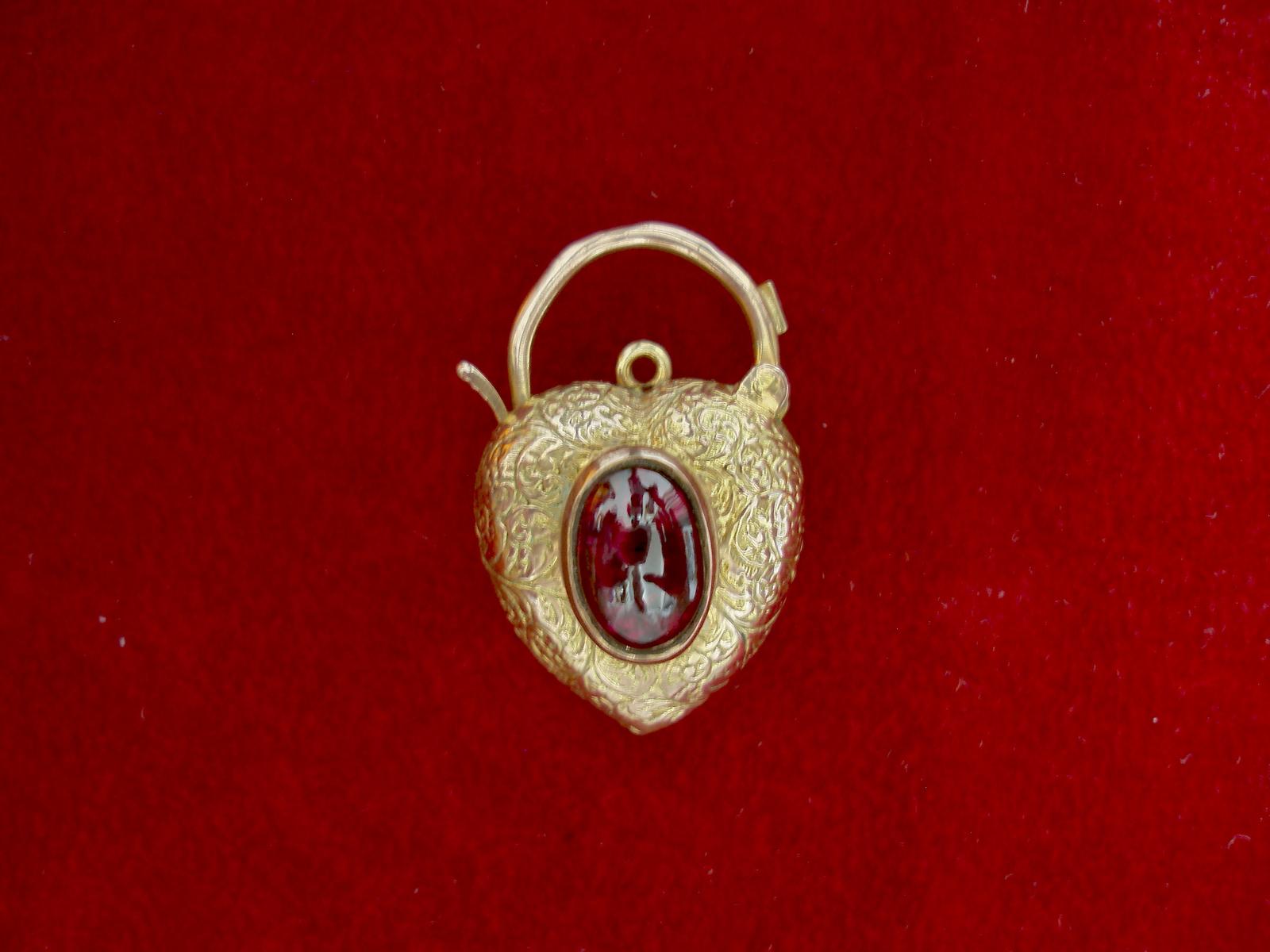 Gold Bracelets & Bangles - main image