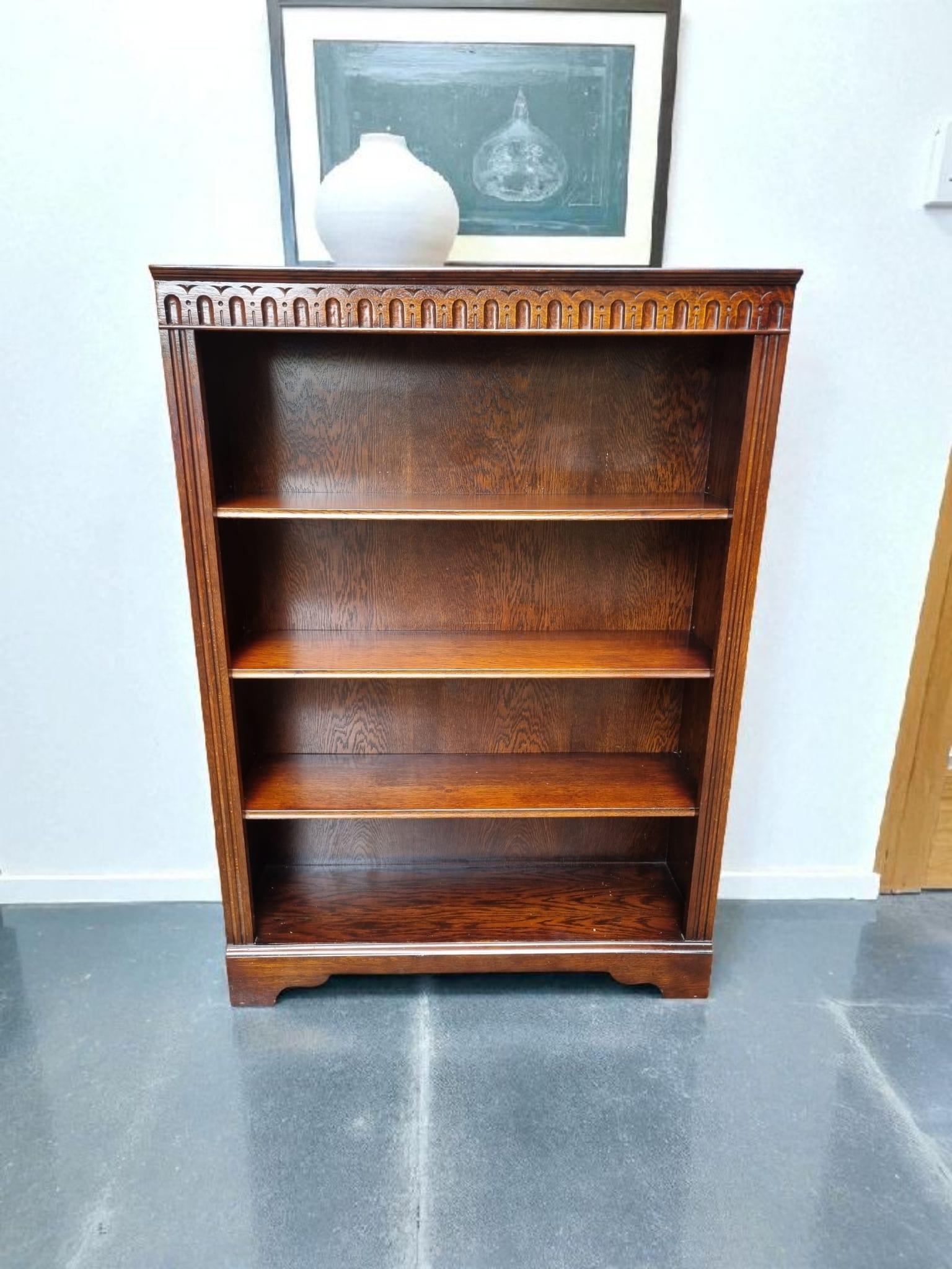 Vintage Solid Oak Bookcase / English Made c.1960 / Adjustable Shelves (1 of 8)