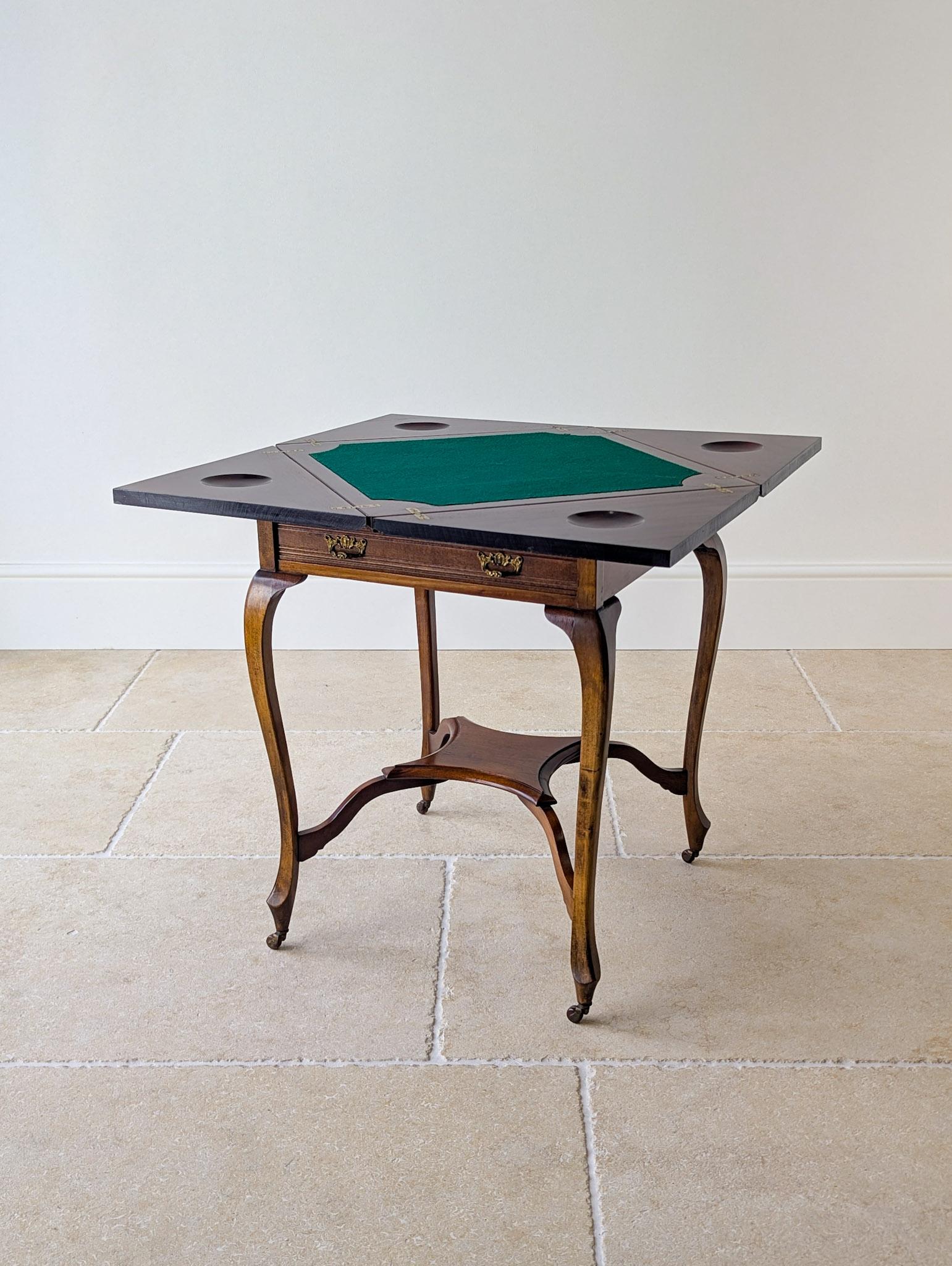 Antique Edwardian Mahogany Envelope Card Table c.1905 (1 of 20) Antique Edwardian Mahogany Envelope Card Table c.1905 (1 of 20)