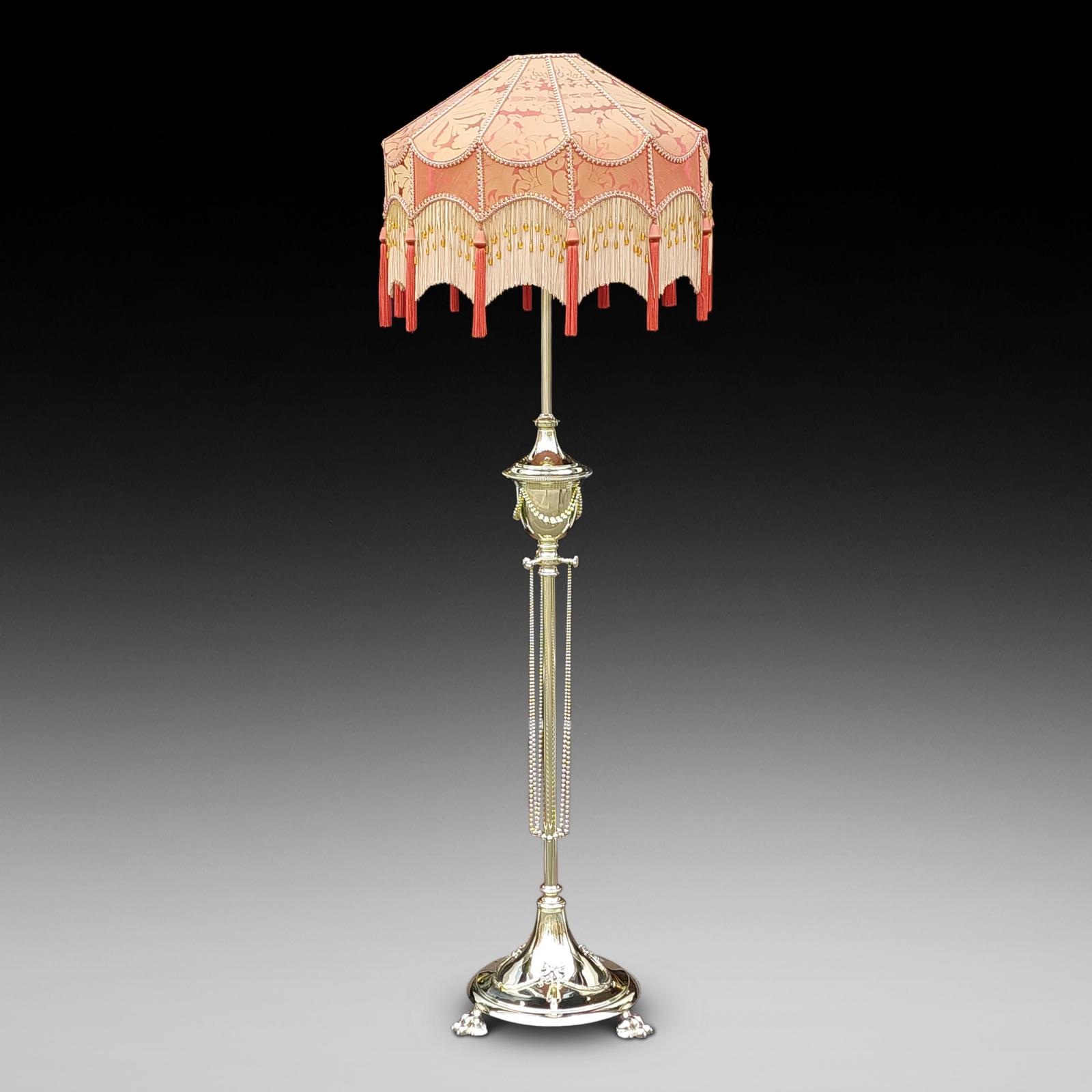 Late 19thc Brass Standard Oil Lamp (1 of 9)