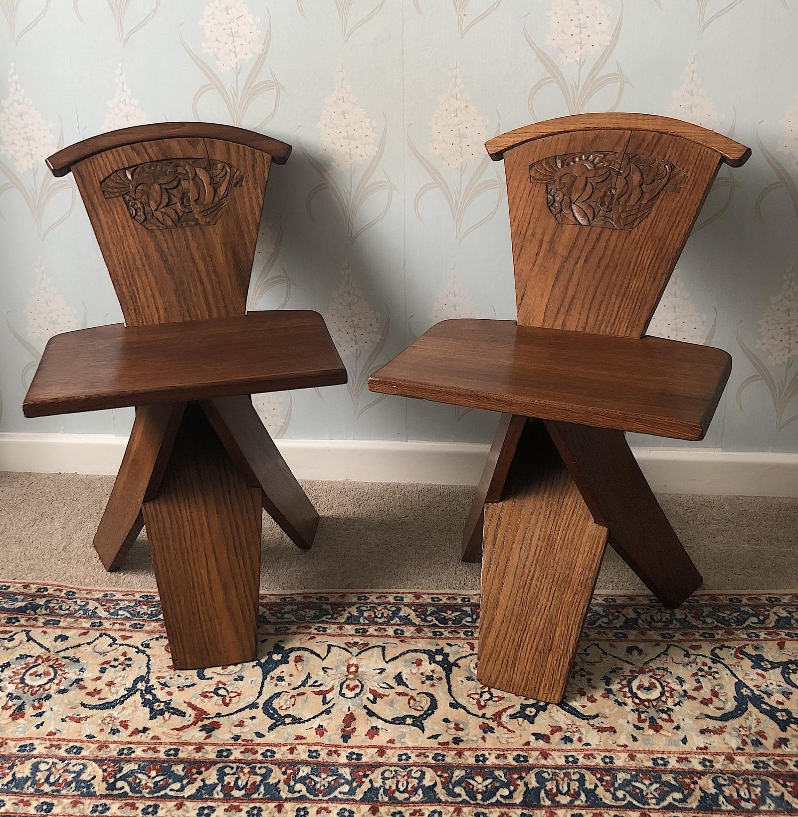Pair of Very Unusual Triform Oak Chairs (1 of 6)