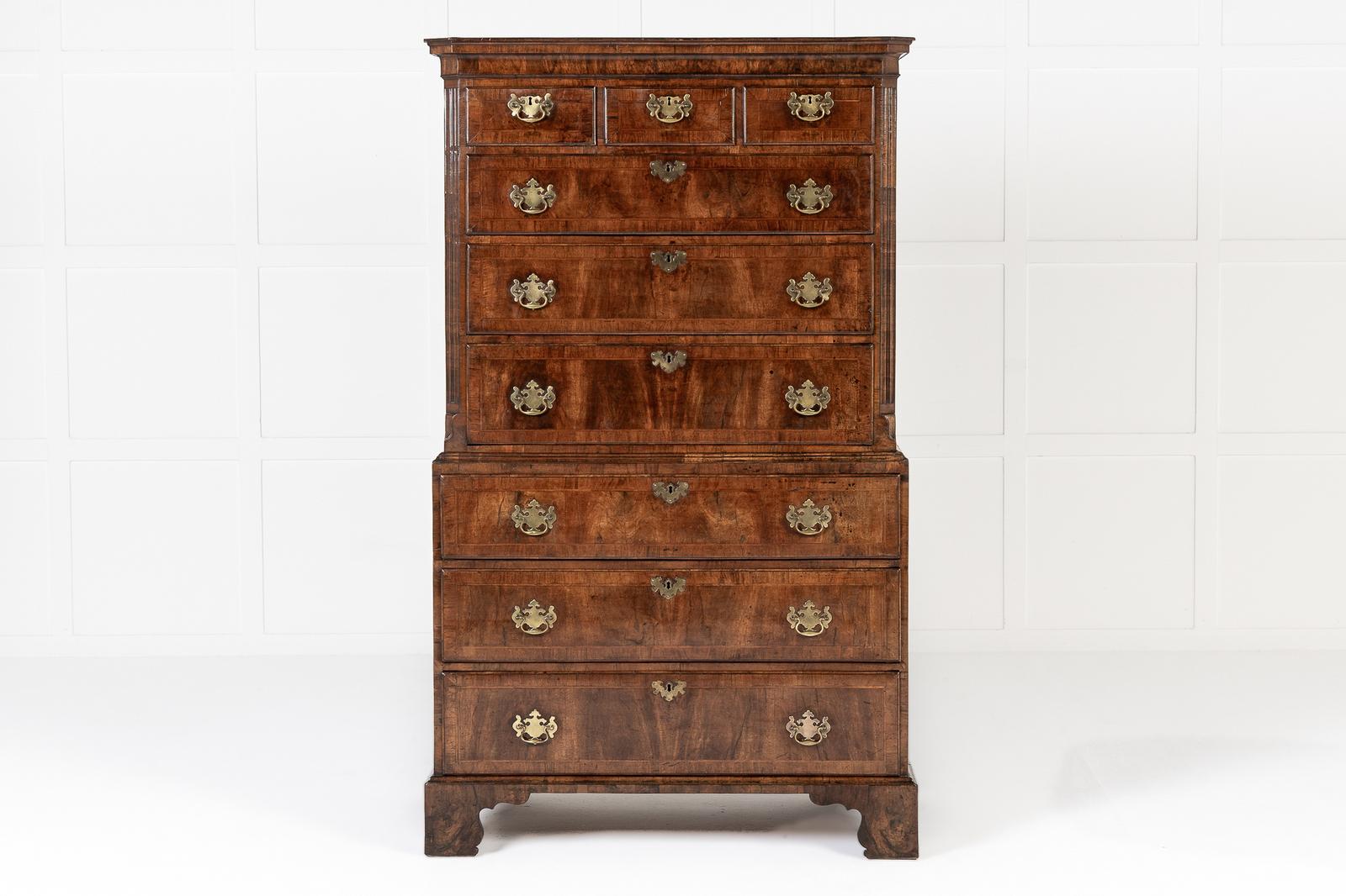 18th Century English Walnut Chest on Chest (1 of 6) 18th Century English Walnut Chest on Chest (1 of 6)