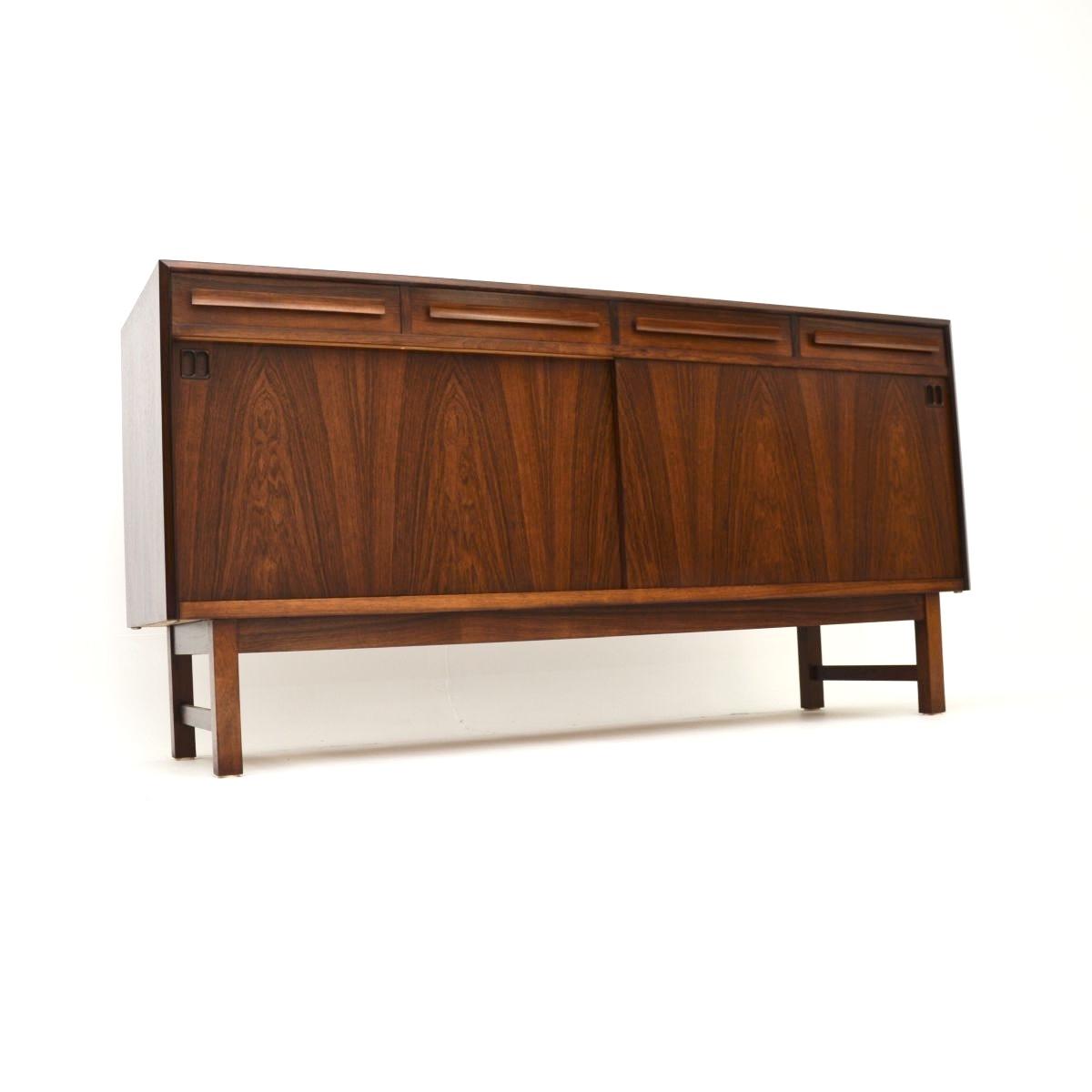 Danish Vintage Rosewood Sideboard by Bordum & Nielsen (1 of 10) Danish Vintage Rosewood Sideboard by Bordum & Nielsen (1 of 10)
