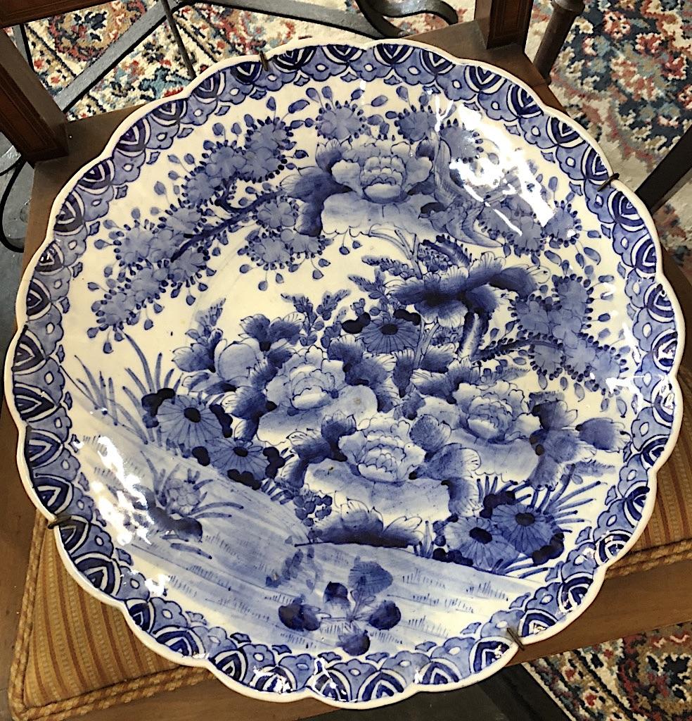 Large 19th Century Blue & White Imari Japanese Charger (1 of 5)