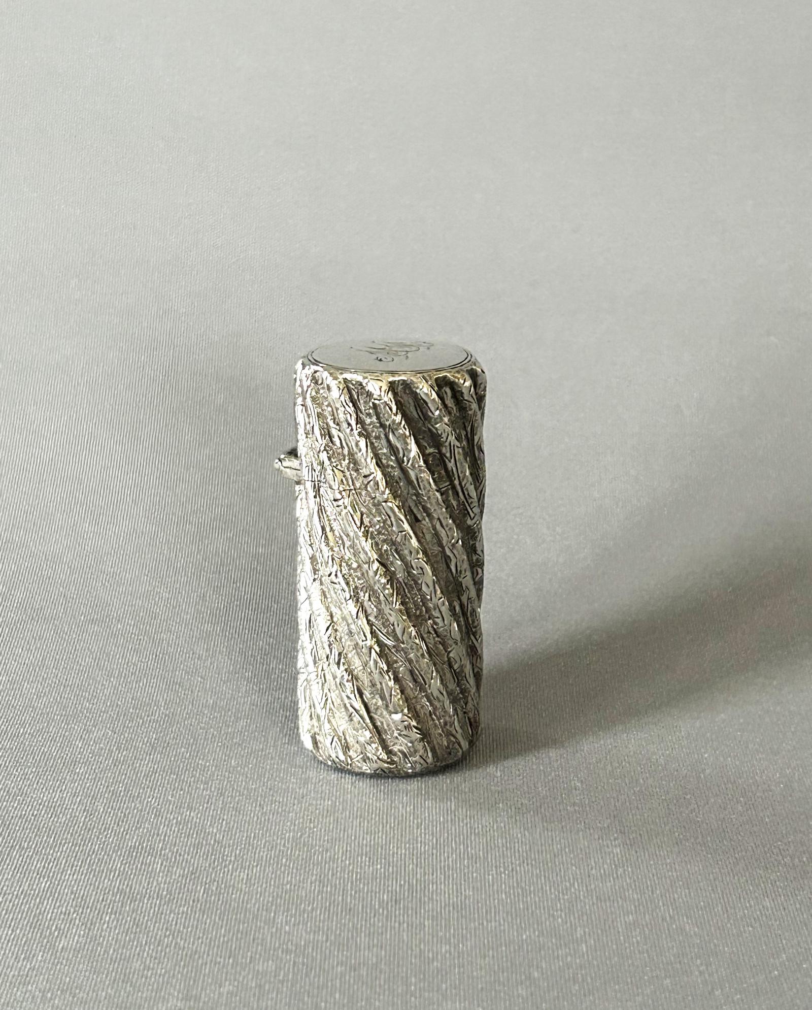 Superb Sampson Morden Victorian Silver Scent Bottle (1 of 8) Superb Sampson Morden Victorian Silver Scent Bottle (1 of 8)