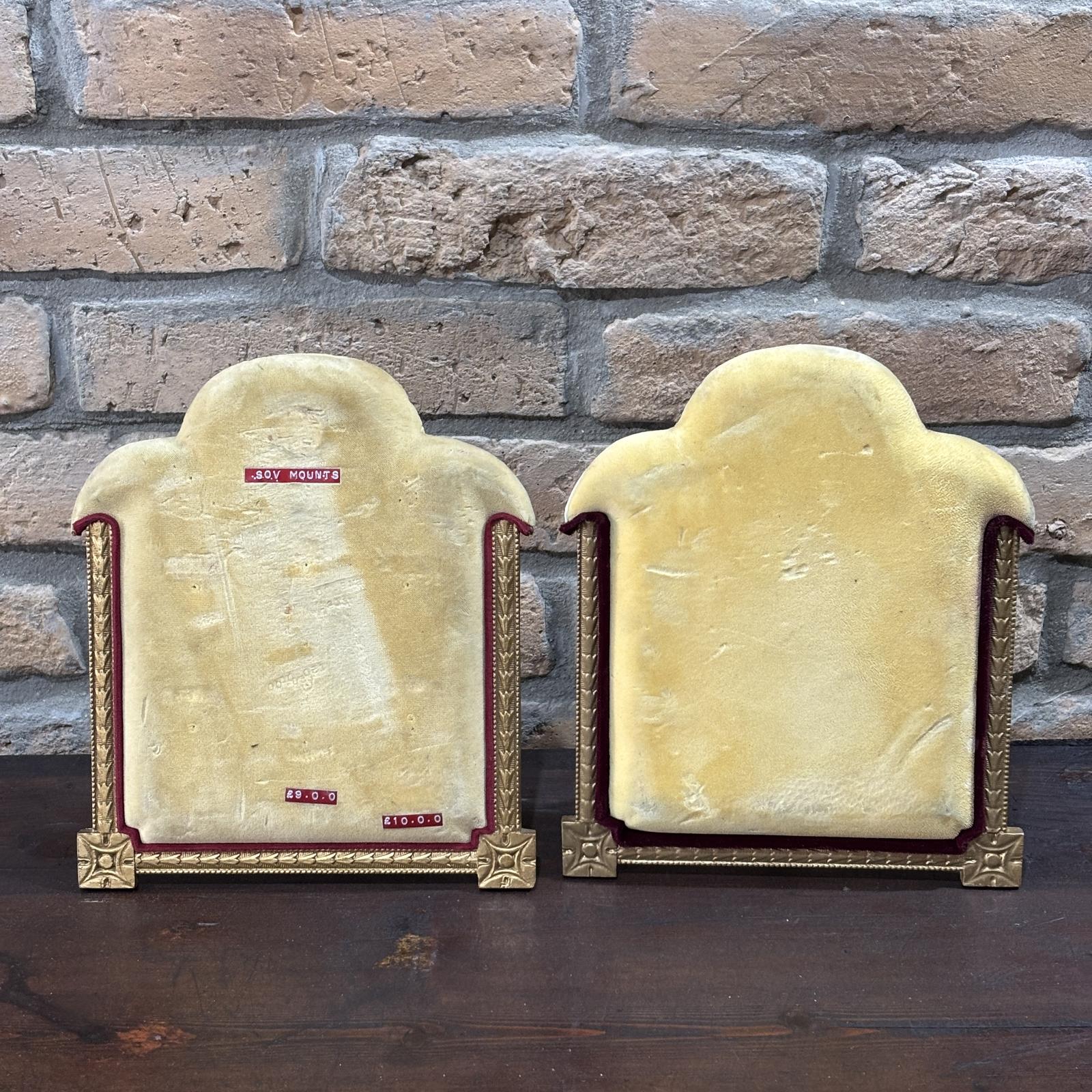 Vintage Frames Jewellery Display Plaques (1 of 3)