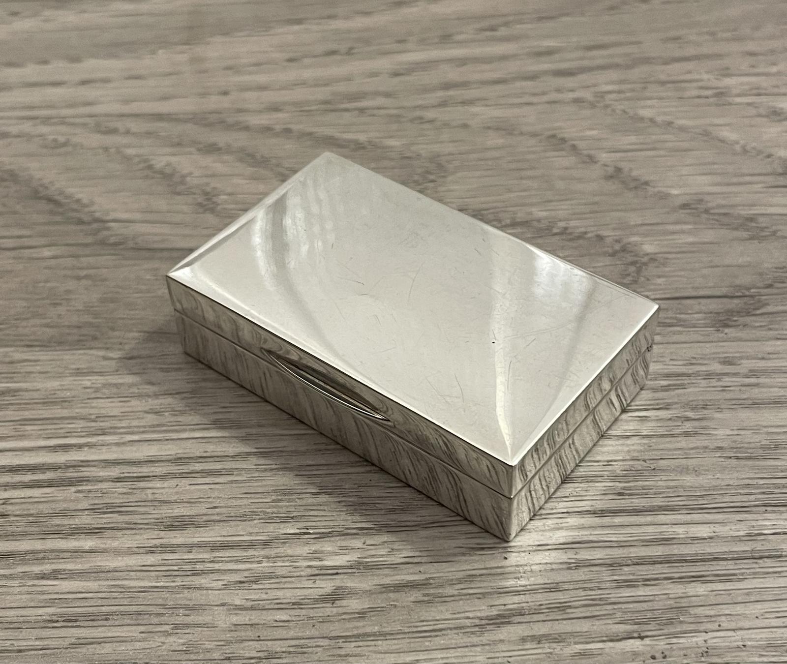 George V Silver Snuff Box, 1930 (1 of 7) George V Silver Snuff Box, 1930 (1 of 7)