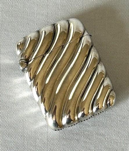 Unusual Victorian Wrythen Silver Vesta (1 of 5)