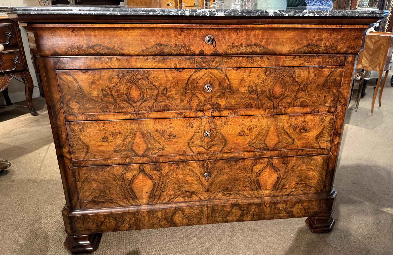 Burr Walnut Louis Philippe Commode (1 of 9) Burr Walnut Louis Philippe Commode (1 of 9)