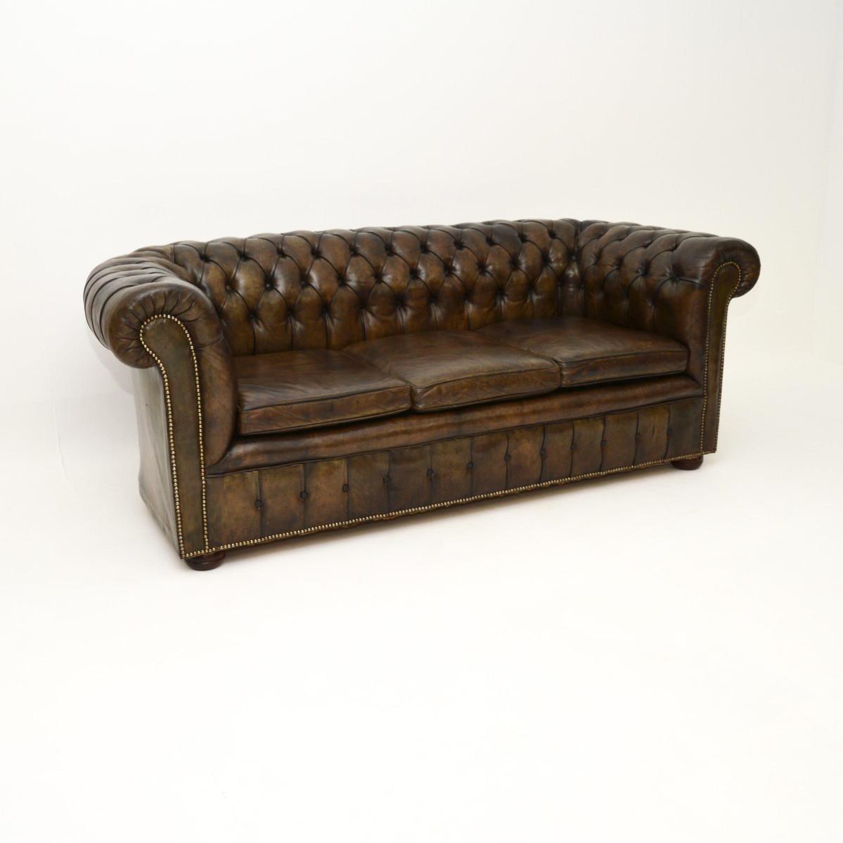 Deep Buttoned Leather Chesterfield Sofa (1 of 11)
