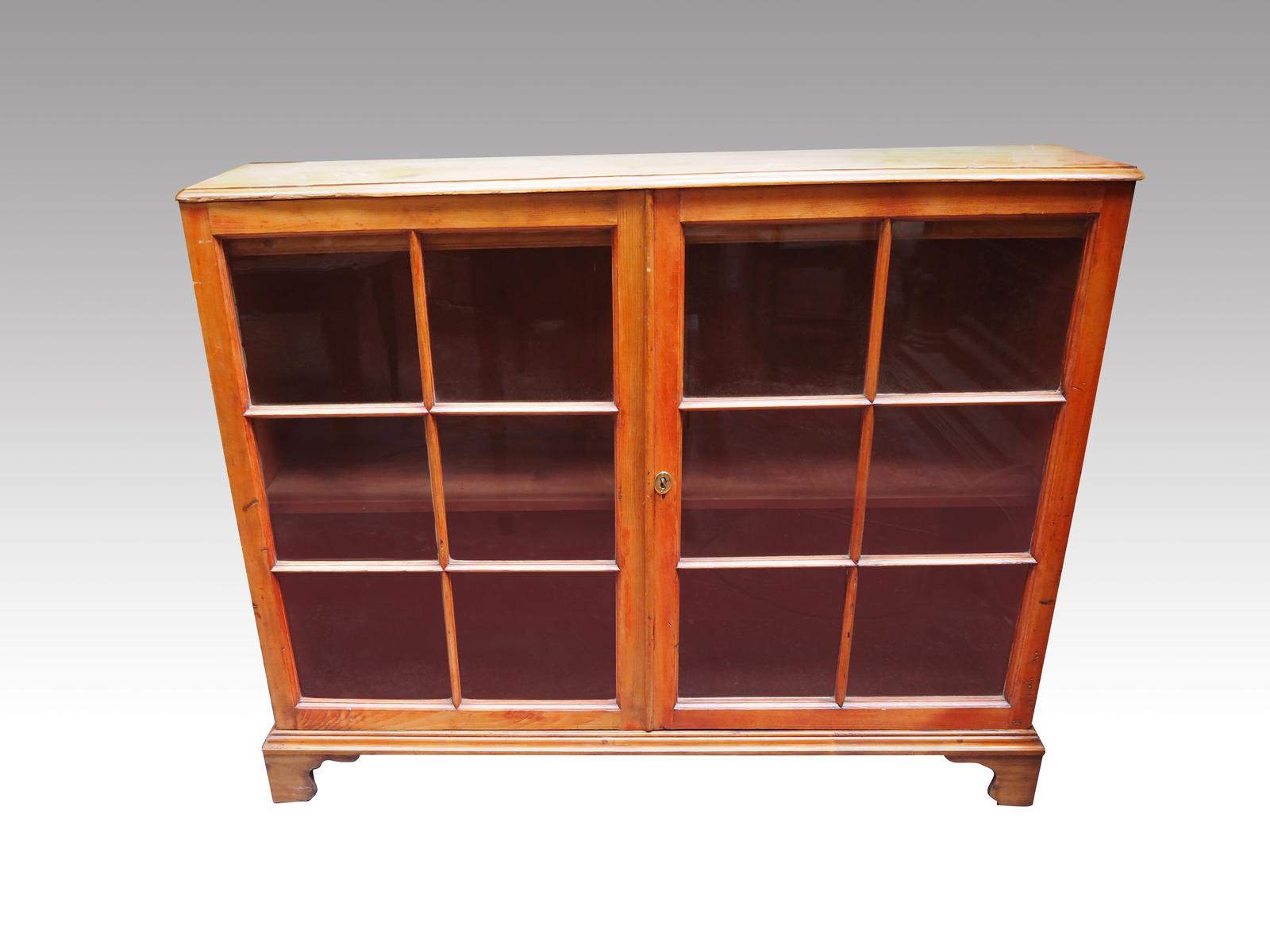 Bookcase c.1830 (1 of 1) Bookcase c.1830 (1 of 1)