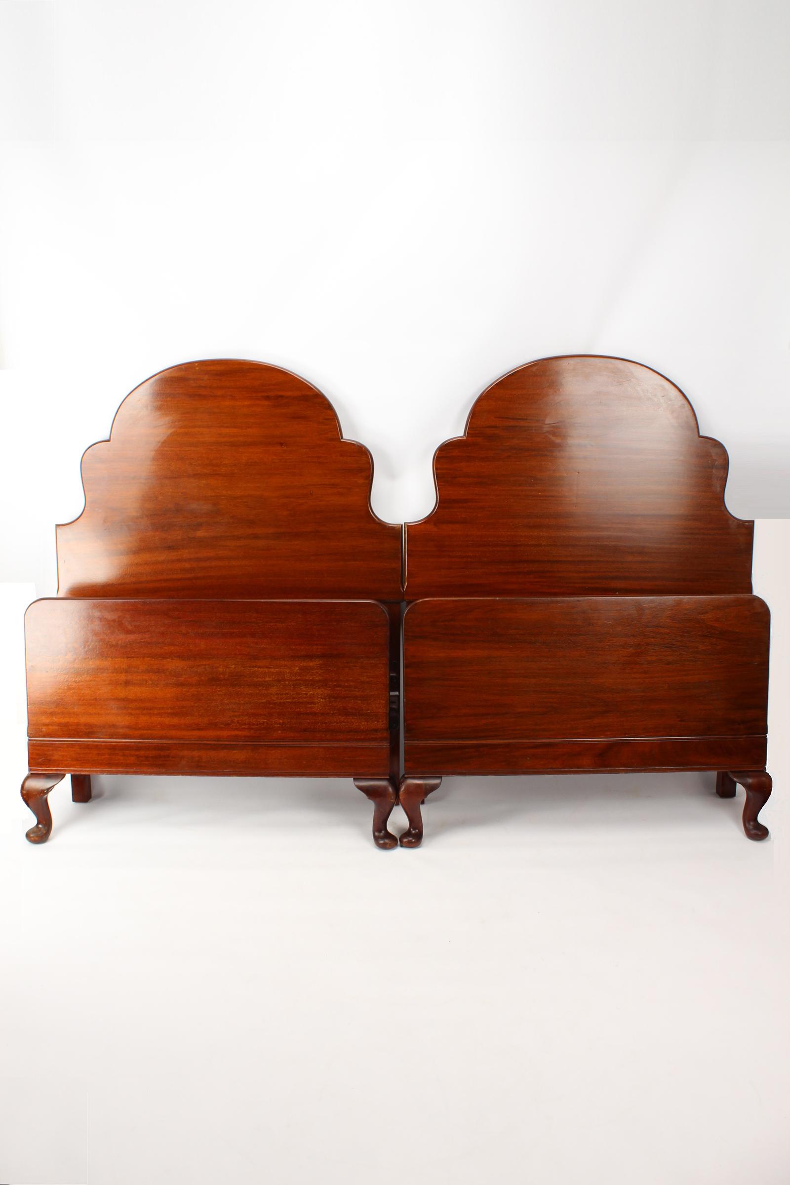 Pair of Art Deco Mahogany Single Beds (1 of 13) Pair of Art Deco Mahogany Single Beds (1 of 13)