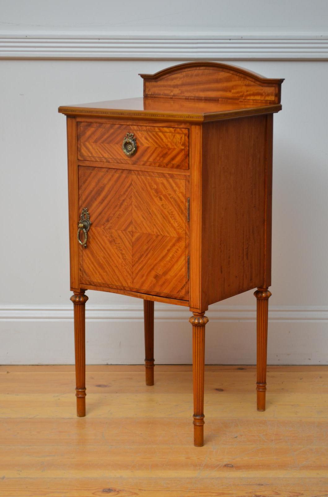English Edwardian Satinwood Bedside Cupboard (1 of 11) English Edwardian Satinwood Bedside Cupboard (1 of 11)