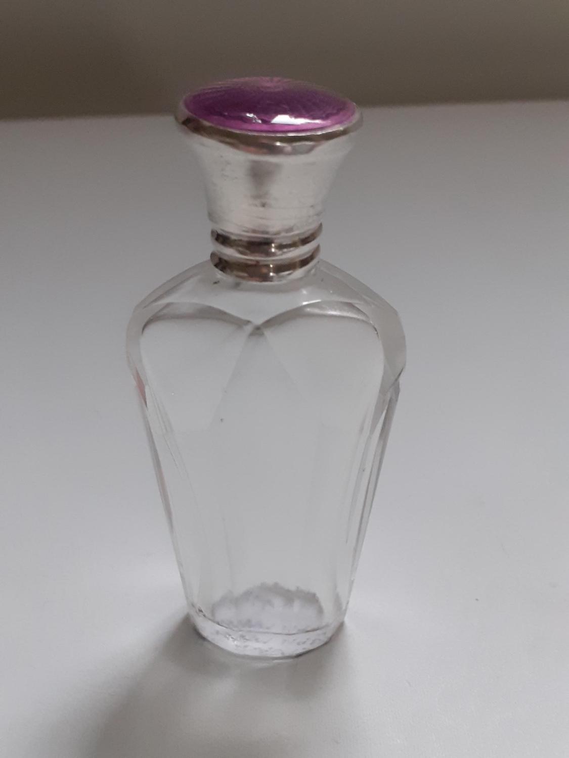 Pretty Art Deco Silver and Guilloche Enamel Scent Bottle (1 of 8) Pretty Art Deco Silver and Guilloche Enamel Scent Bottle (1 of 8)