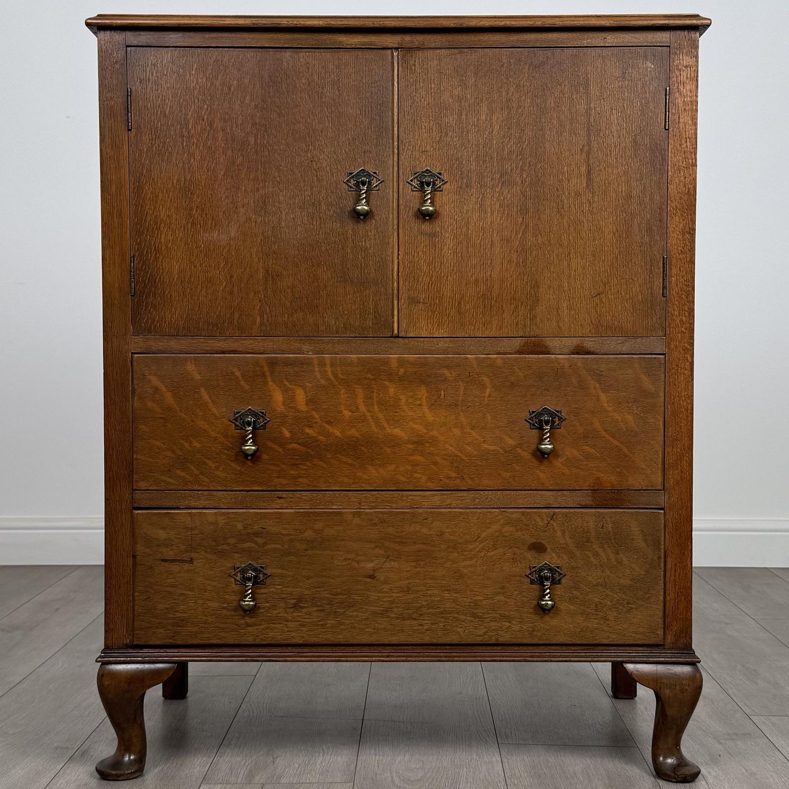 Antique 20th Century Cupboard in Oak (1 of 12) Antique 20th Century Cupboard in Oak (1 of 12)