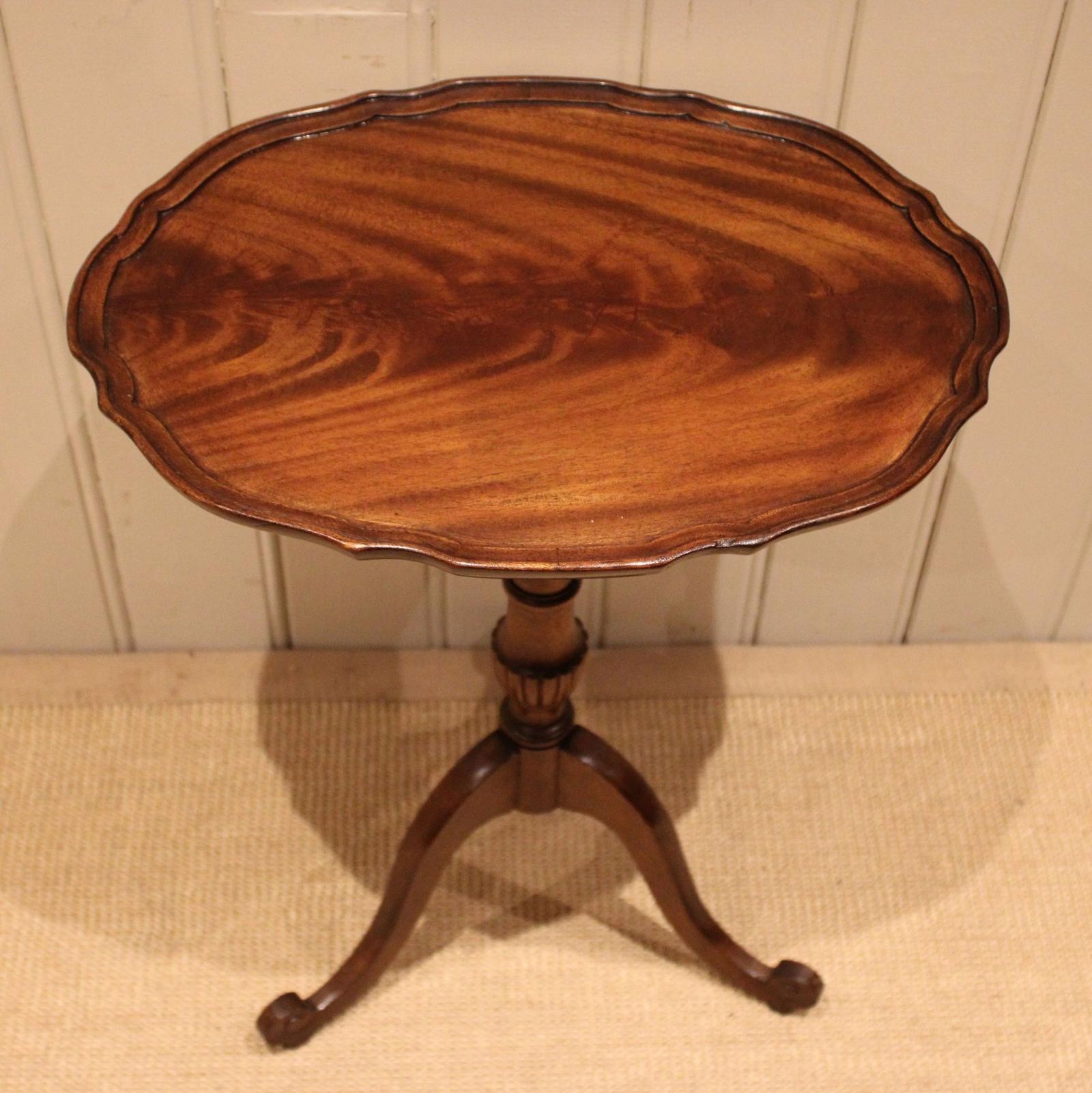Mahogany Oval Top Wine Table (1 of 11) Mahogany Oval Top Wine Table (1 of 11)