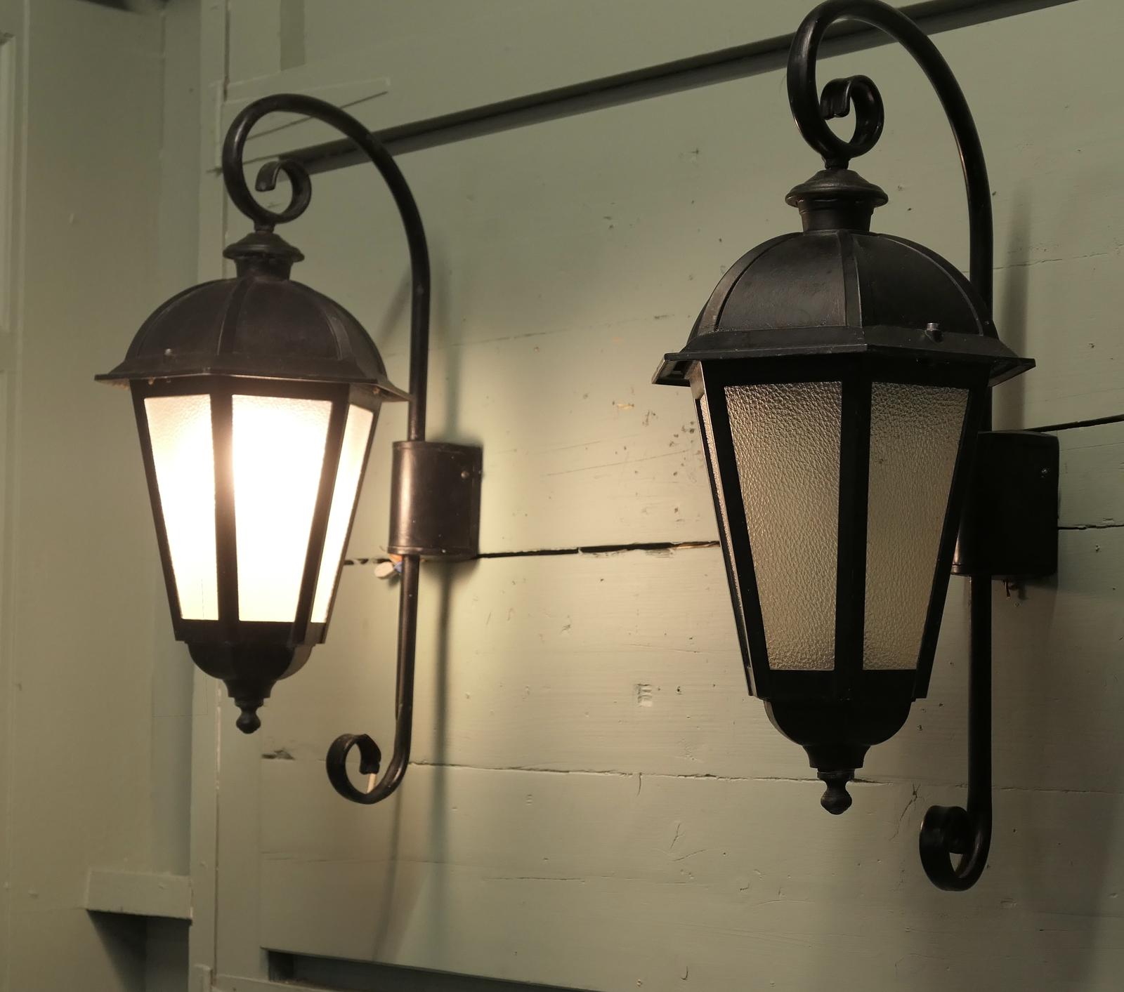 Large Pair of Entrance Door Wall Lights / Wall Lanterns (1 of 6) Large Pair of Entrance Door Wall Lights / Wall Lanterns (1 of 6)