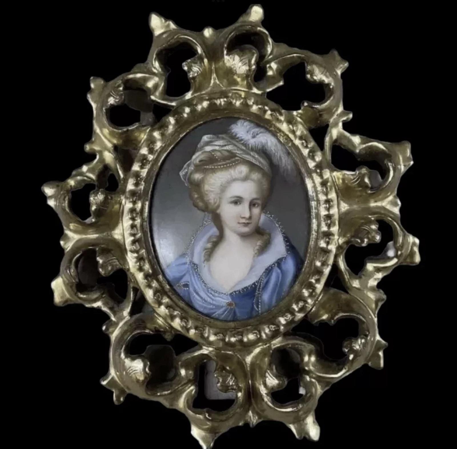 Victorian Miniature Porcelain Painted Plaque KPM Berlin Style of Lady in Giltwood Frame c.1860 (1 of 10) Victorian Miniature Porcelain Painted Plaque KPM Berlin Style of Lady in Giltwood Frame c.1860 (1 of 10)