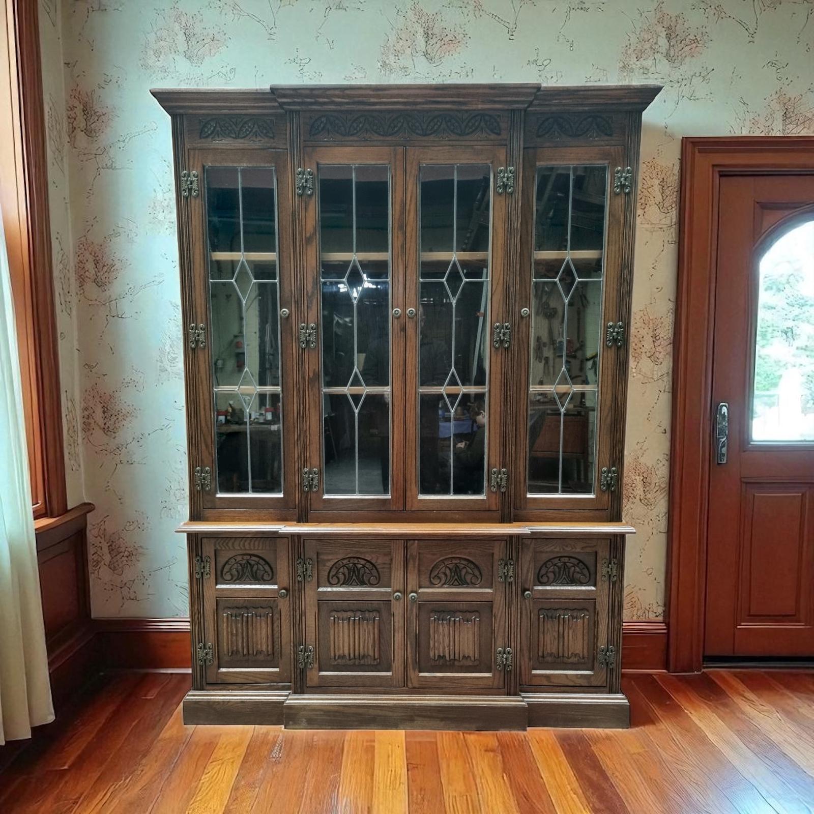 Vintage Old Charm Wood Bros Oak Display Cabinet / Light Oak c.1970 (1 of 11)