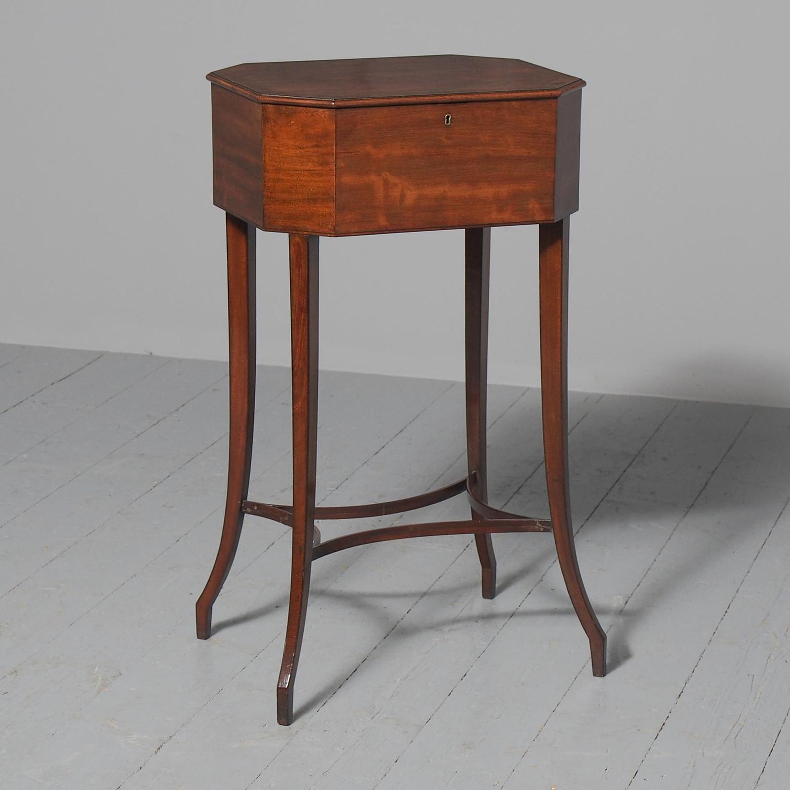George III Mahogany Work Table / Side Table (1 of 7)
