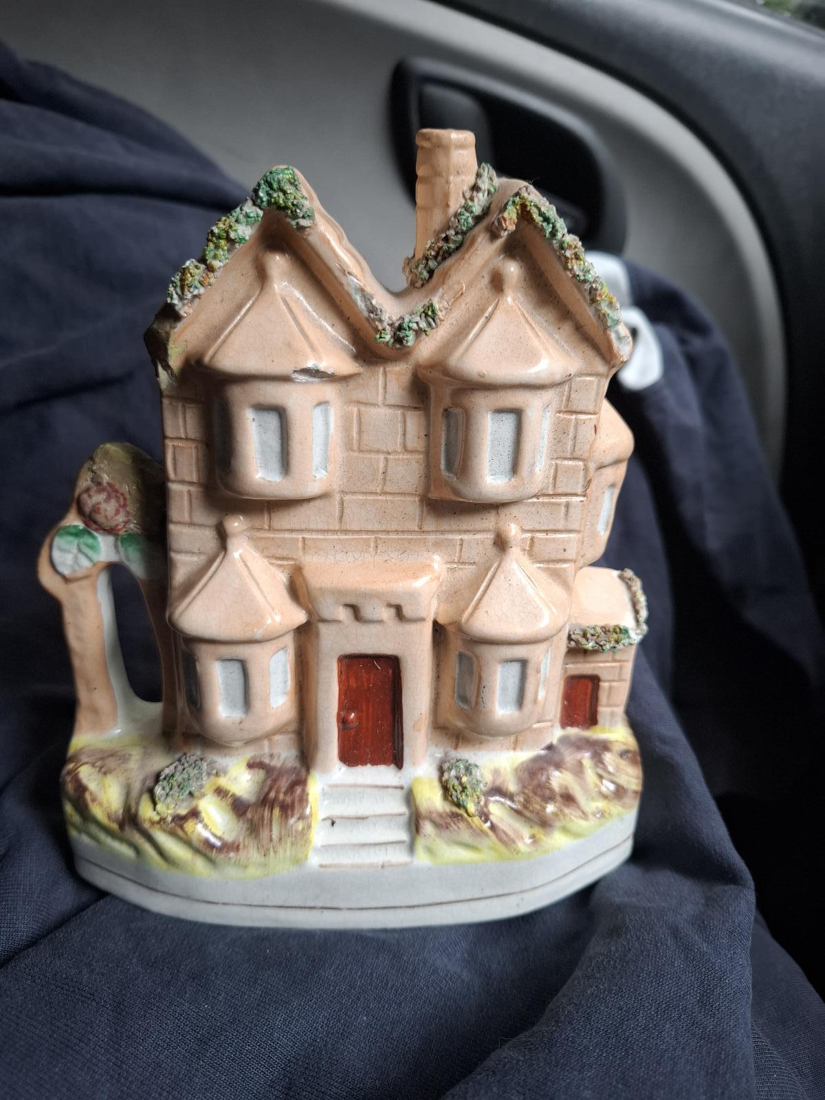 19th Century Staffordshire Pottery Cottage Flatback Figurine - c.1850 (1 of 5)