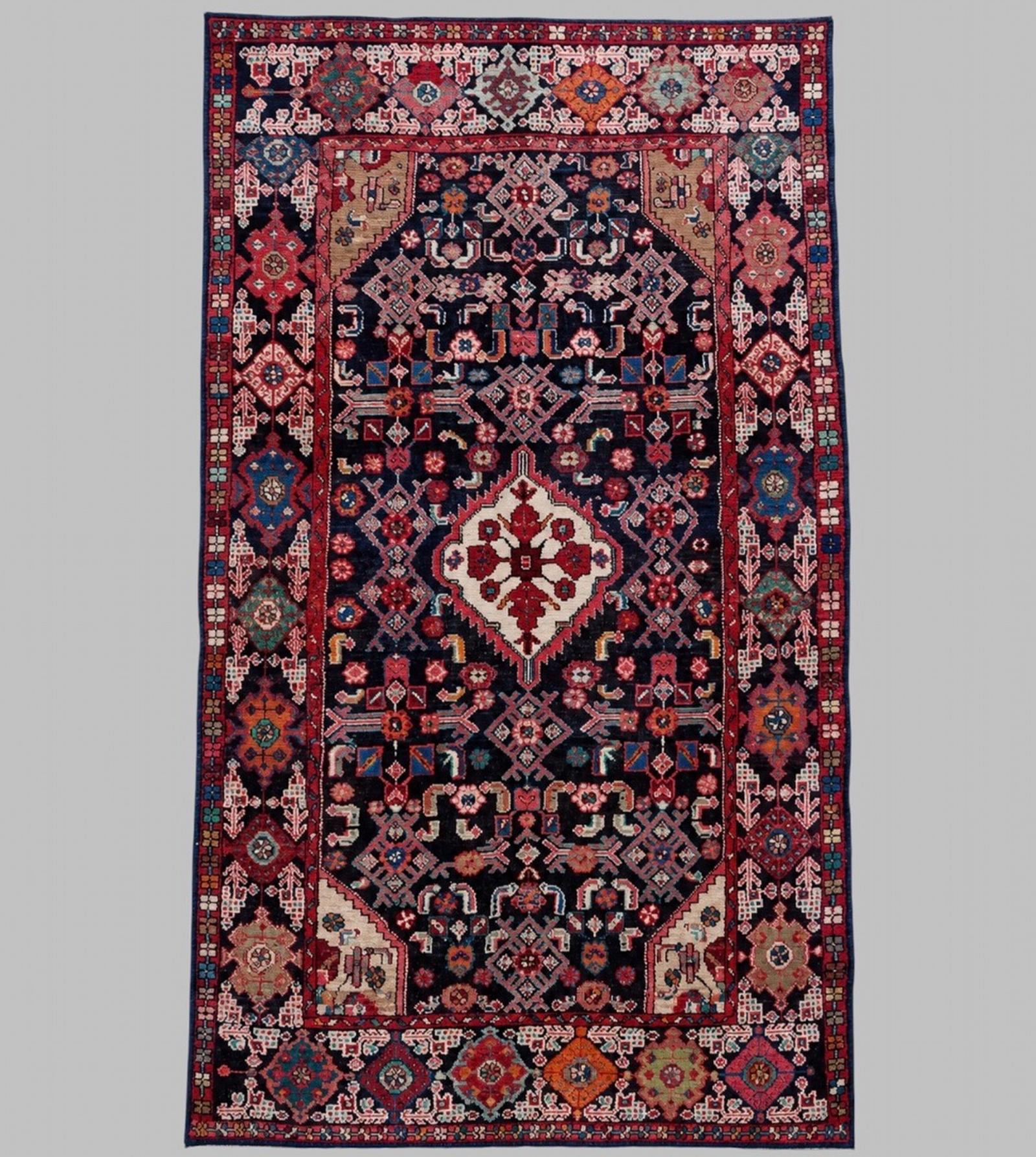 Persian Hamadan Hand Knotted Wool Rug c.1940 (1 of 10) Persian Hamadan Hand Knotted Wool Rug c.1940 (1 of 10)