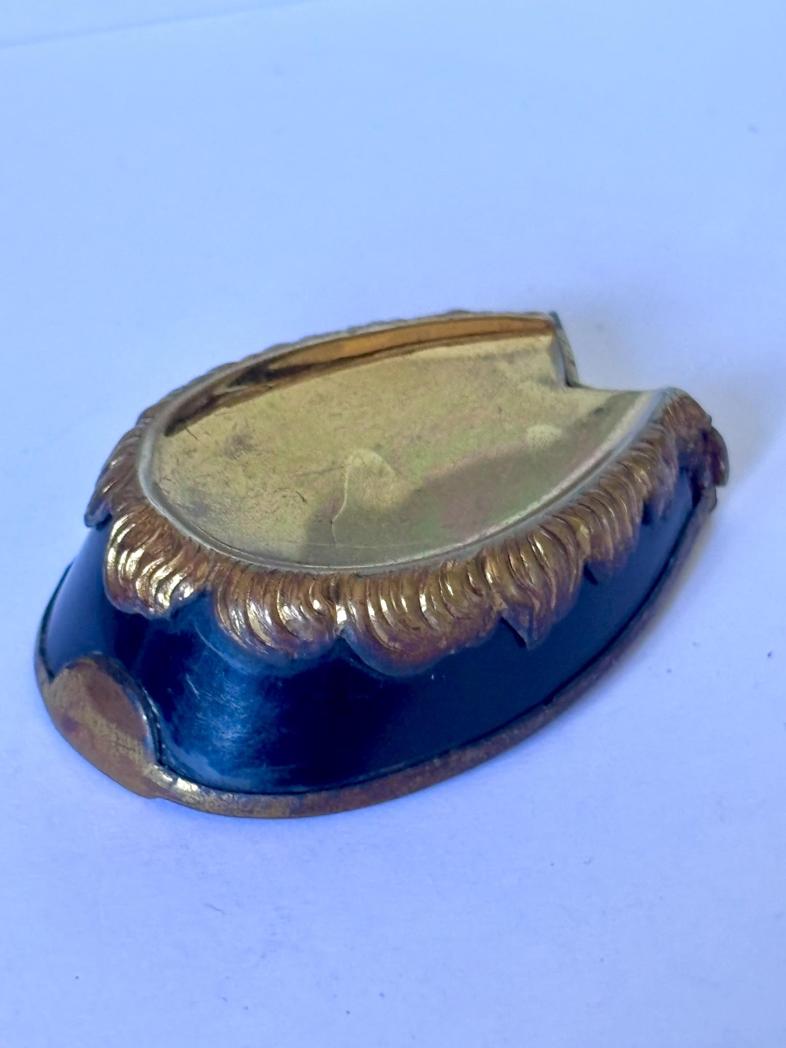 Antique Victorian Novelty Brass & Enamel Horse Hoof Vesta Case Match Safe Case (1 of 8) Antique Victorian Novelty Brass & Enamel Horse Hoof Vesta Case Match Safe Case (1 of 8)