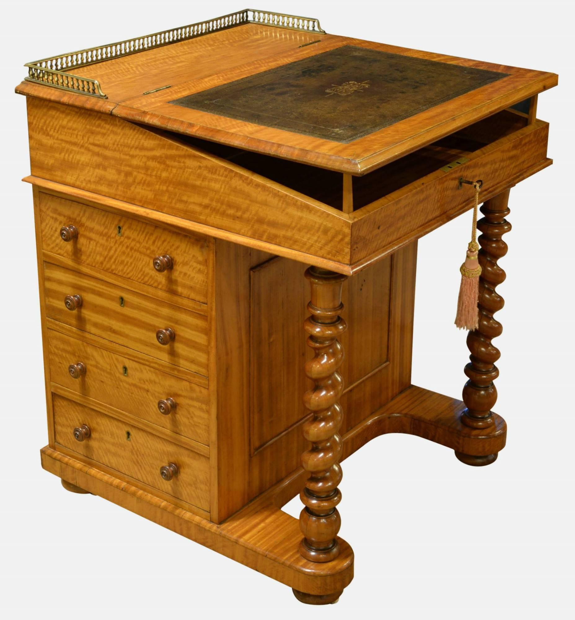 Satinwood Davenport with Original Leather c.1840 (1 of 1) Satinwood Davenport with Original Leather c.1840 (1 of 1)