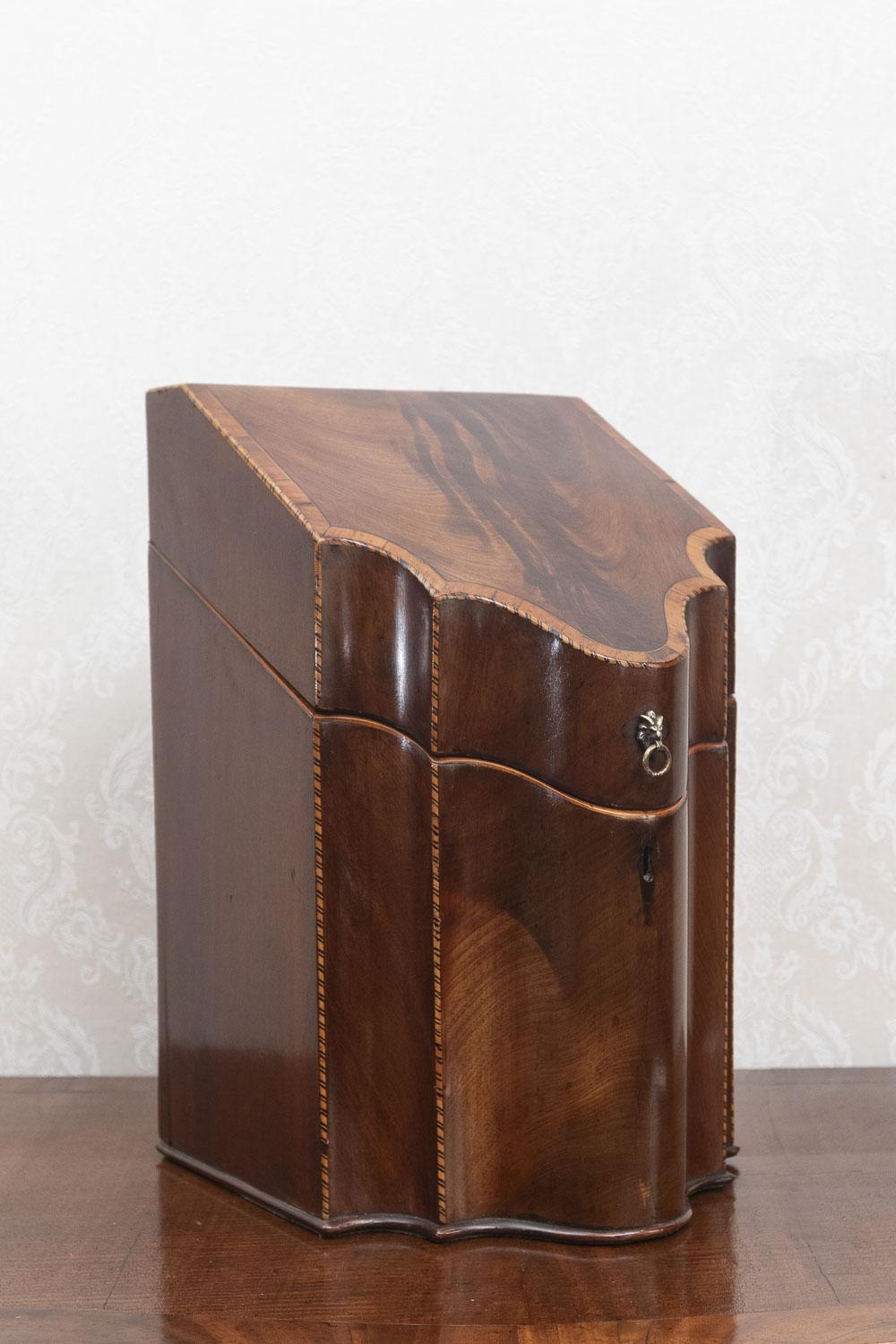 Knife Box Converted to Stationary or Organiser Box (1 of 9) Knife Box Converted to Stationary or Organiser Box (1 of 9)