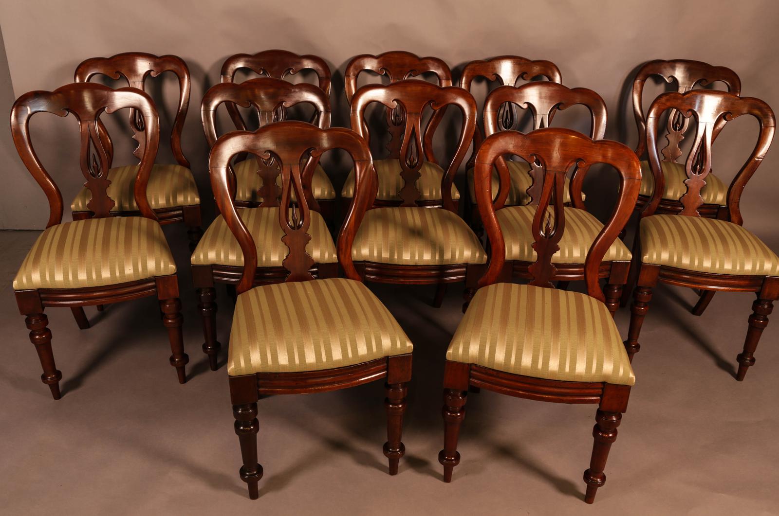 Set of 12 Victorian Spear Point Balloon Back Dining Chairs (1 of 11) Set of 12 Victorian Spear Point Balloon Back Dining Chairs (1 of 11)