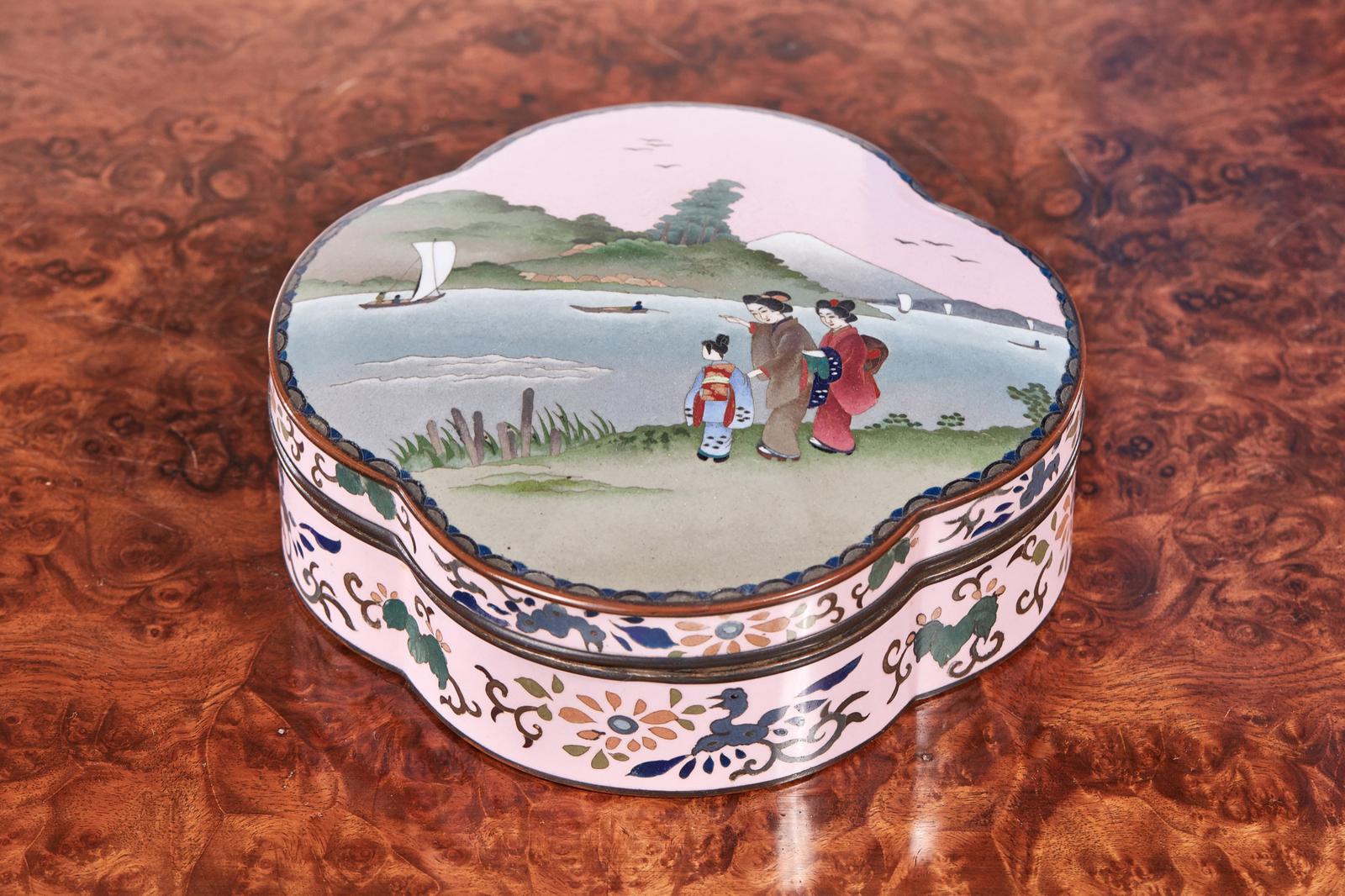 Antique Shaped Japanese Cloisonne Box (1 of 6) Antique Shaped Japanese Cloisonne Box (1 of 6)