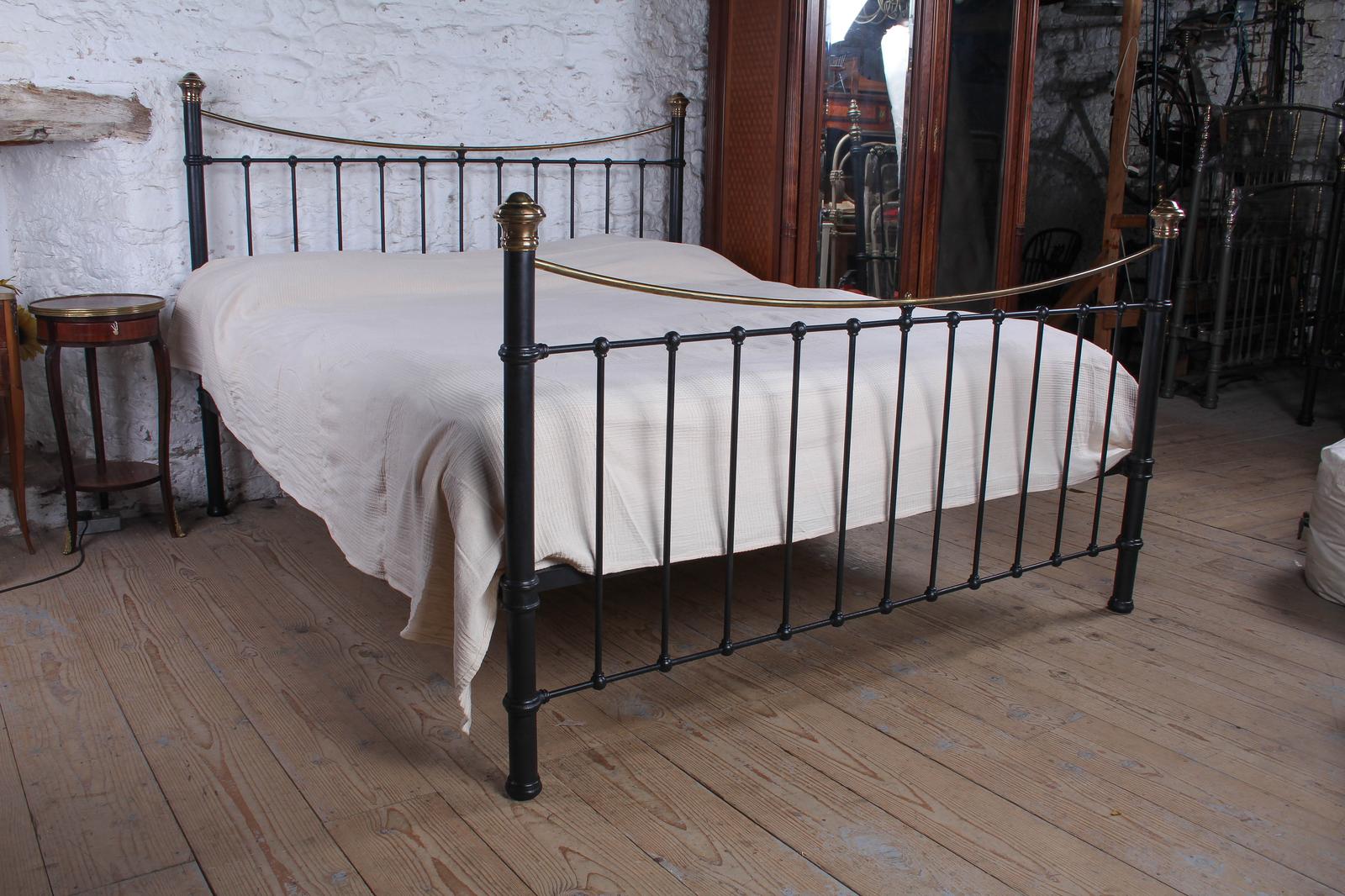 Fabulous Classic Edwardian Super King Size Bed (1 of 7)