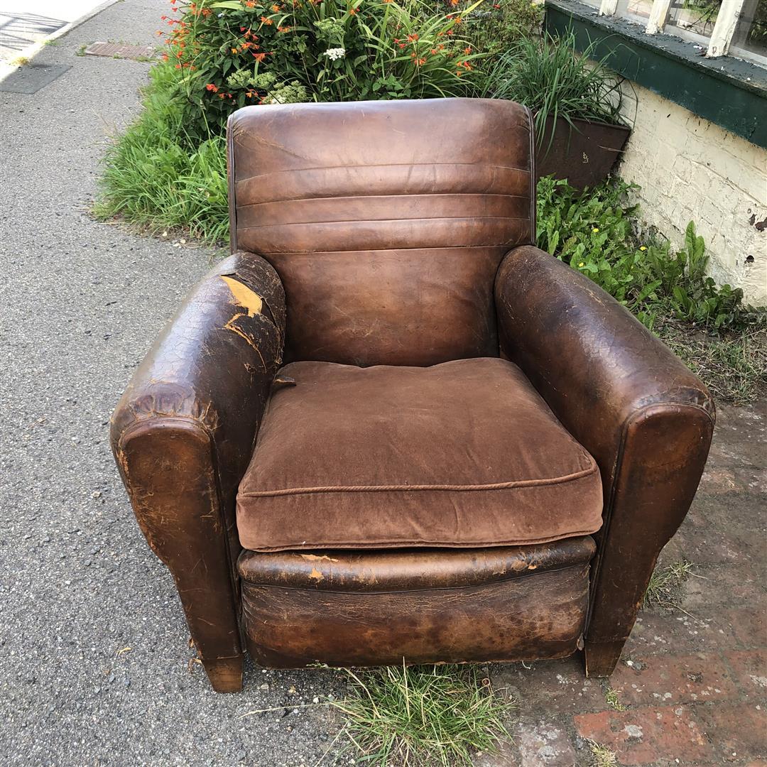 Vintage French Leather Club Chair Armchair 1930s (1 of 16) Vintage French Leather Club Chair Armchair 1930s (1 of 16)