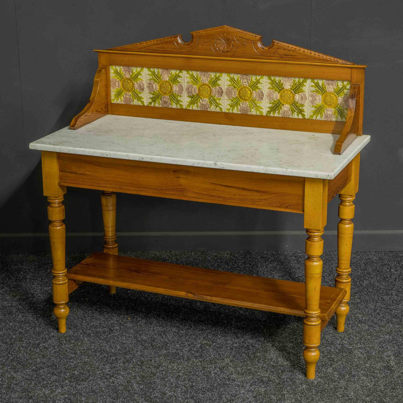 Late Victorian Washstand (1 of 8)