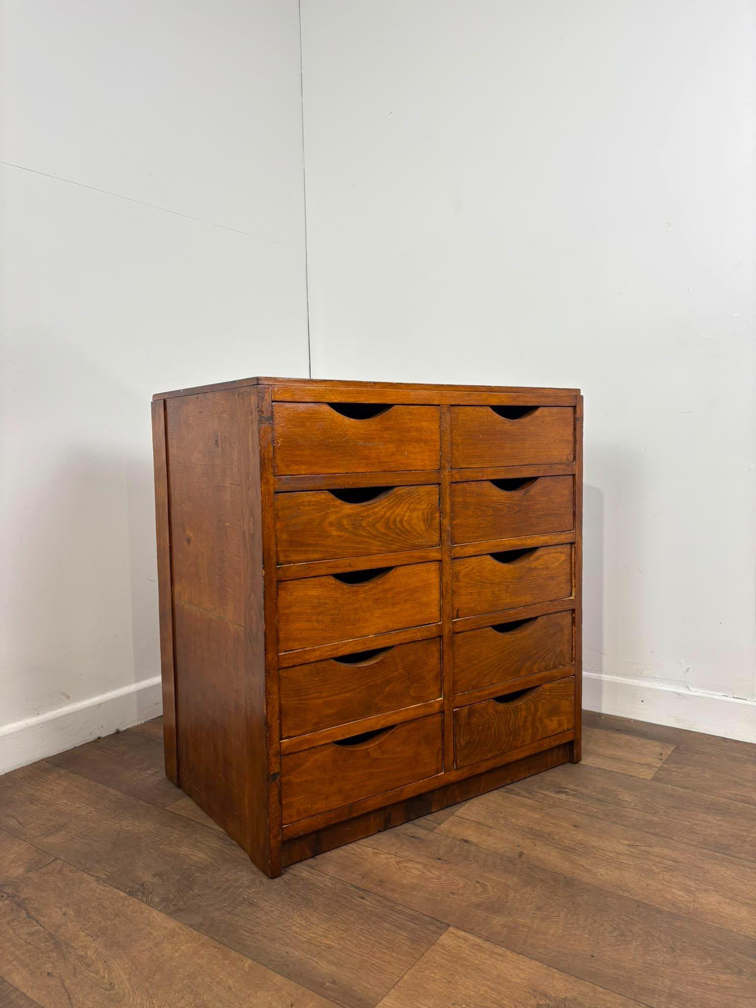 Vintage Oak Veneer Bank of Ten Drawers (1 of 14) Vintage Oak Veneer Bank of Ten Drawers (1 of 14)
