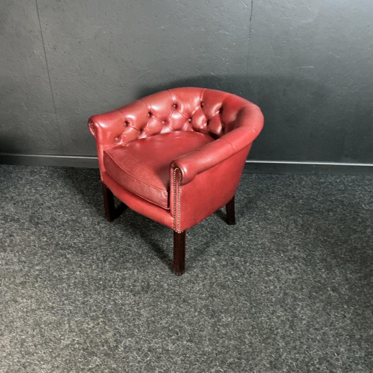 Leather Club Chair (1 of 7) Leather Club Chair (1 of 7)