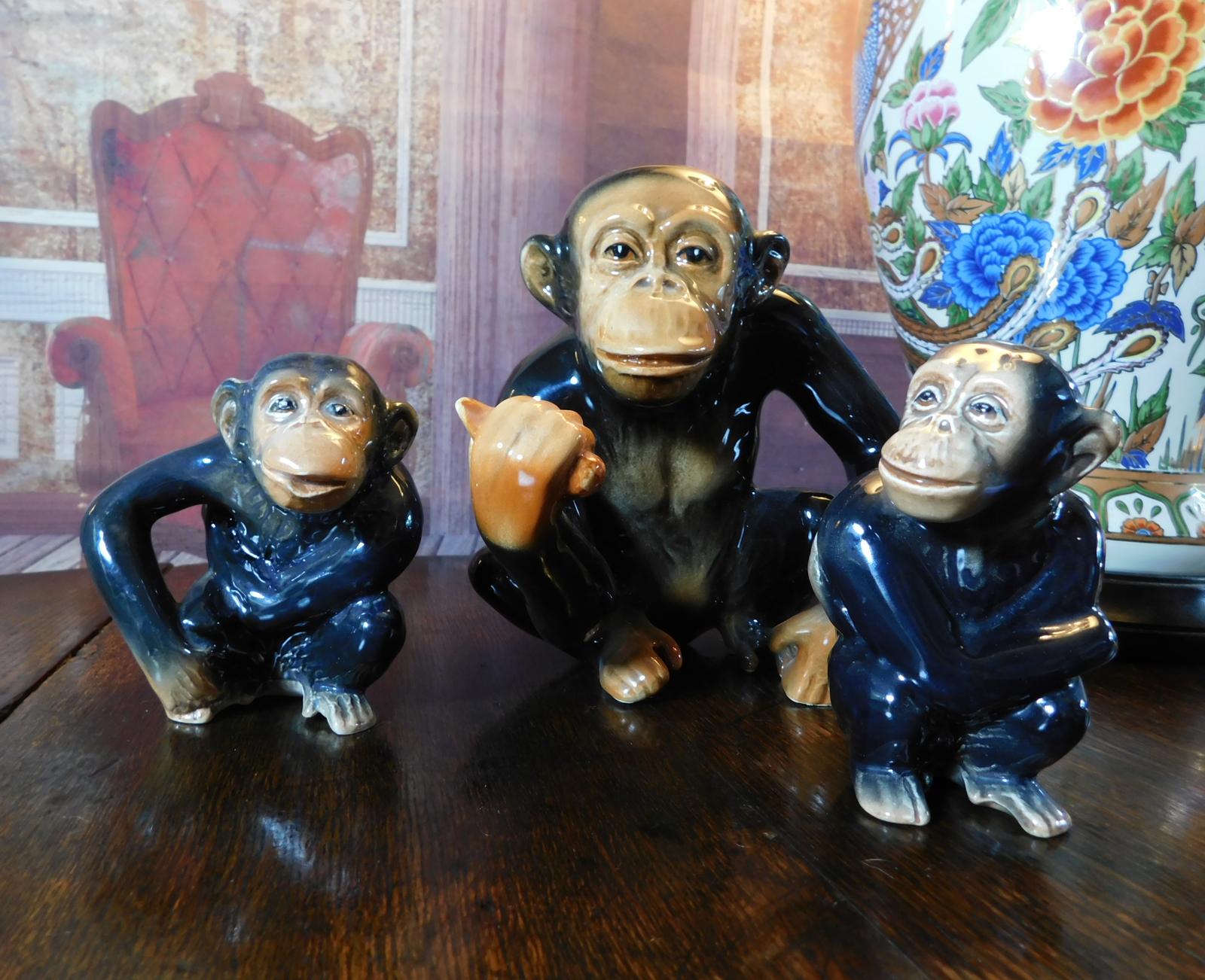 Sylvac Chimpanzee Family Group of Three (1 of 16) Sylvac Chimpanzee Family Group of Three (1 of 16)