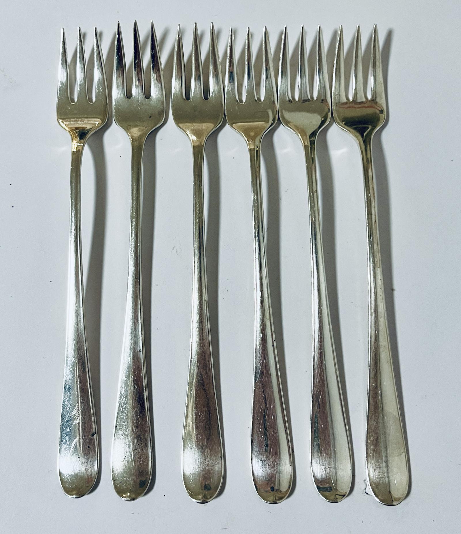 Set of 6 Sterling Silver Fruit Forks (1 of 9) Set of 6 Sterling Silver Fruit Forks (1 of 9)