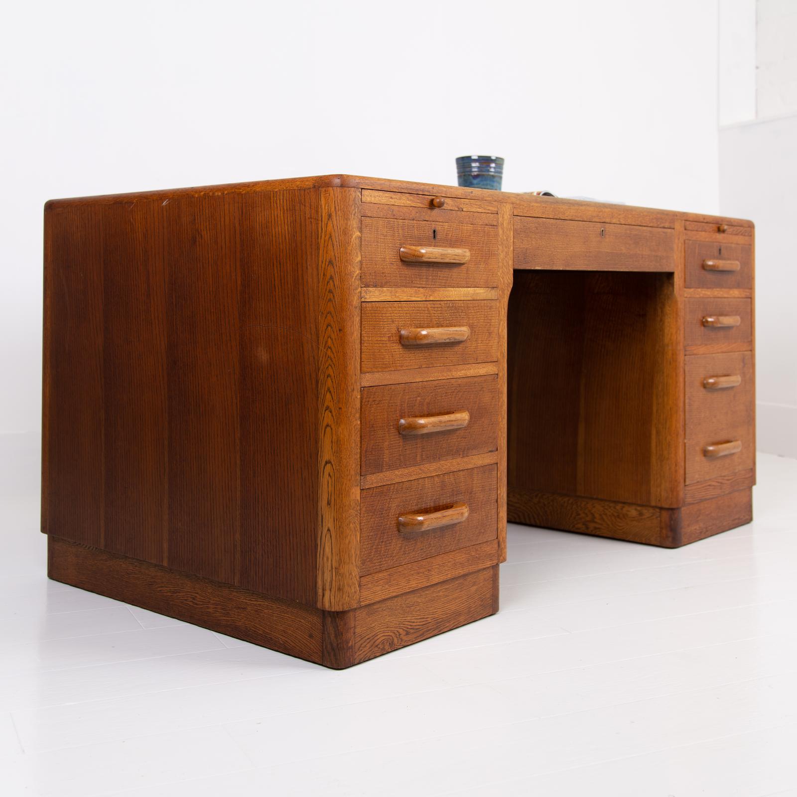 Good Looking Large Oak Deco Period Twin Pedestal Desk (1 of 18)