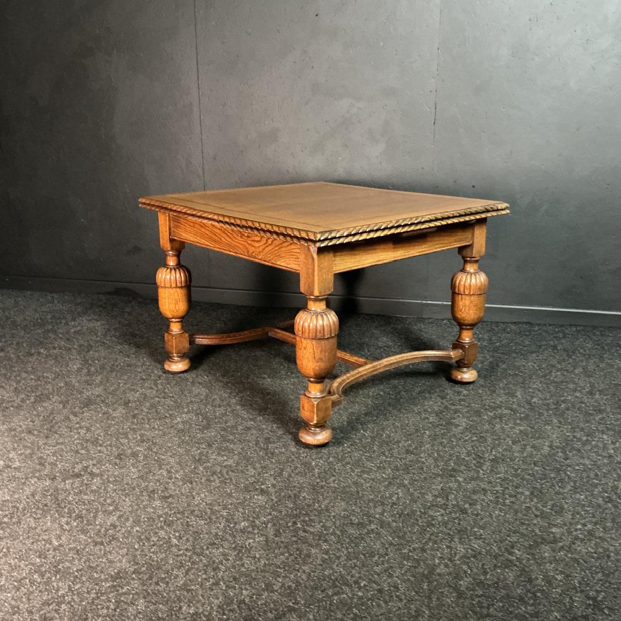 Antique Oak Extending Draw Leaf Table (1 of 9) Antique Oak Extending Draw Leaf Table (1 of 9)