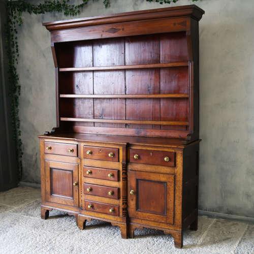 19th Century Country Dresser in Oak and Walnut - Original Condition (1 of 20)