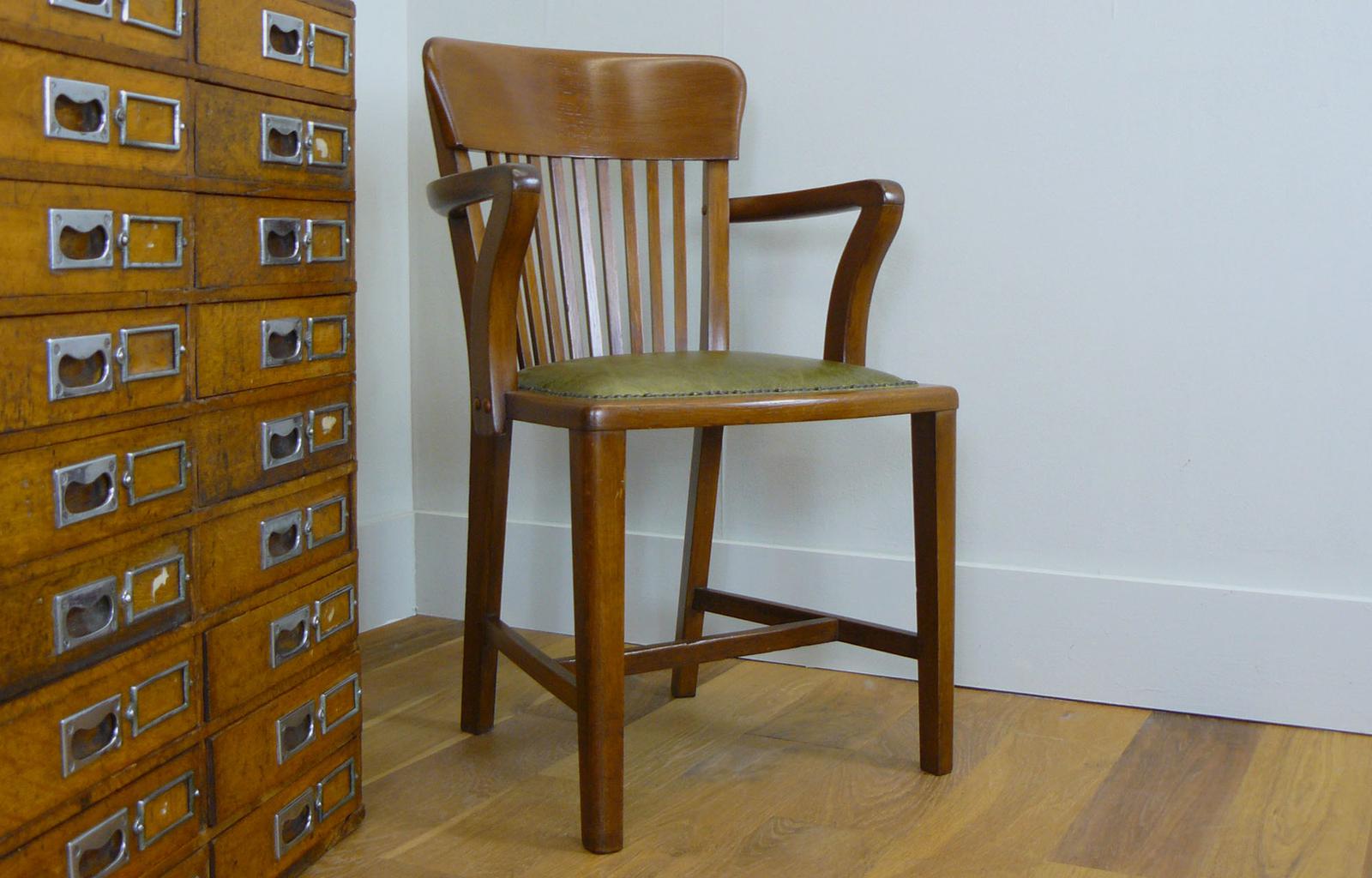 1930s Vintage Industrial Oak Desk Chair New Leather Seat (1 of 10) 1930s Vintage Industrial Oak Desk Chair New Leather Seat (1 of 10)