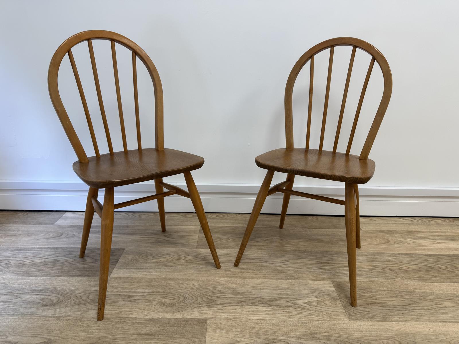 A Pair of Vintage Ercol Model 400 Dining Chairs (1 of 10) A Pair of Vintage Ercol Model 400 Dining Chairs (1 of 10)