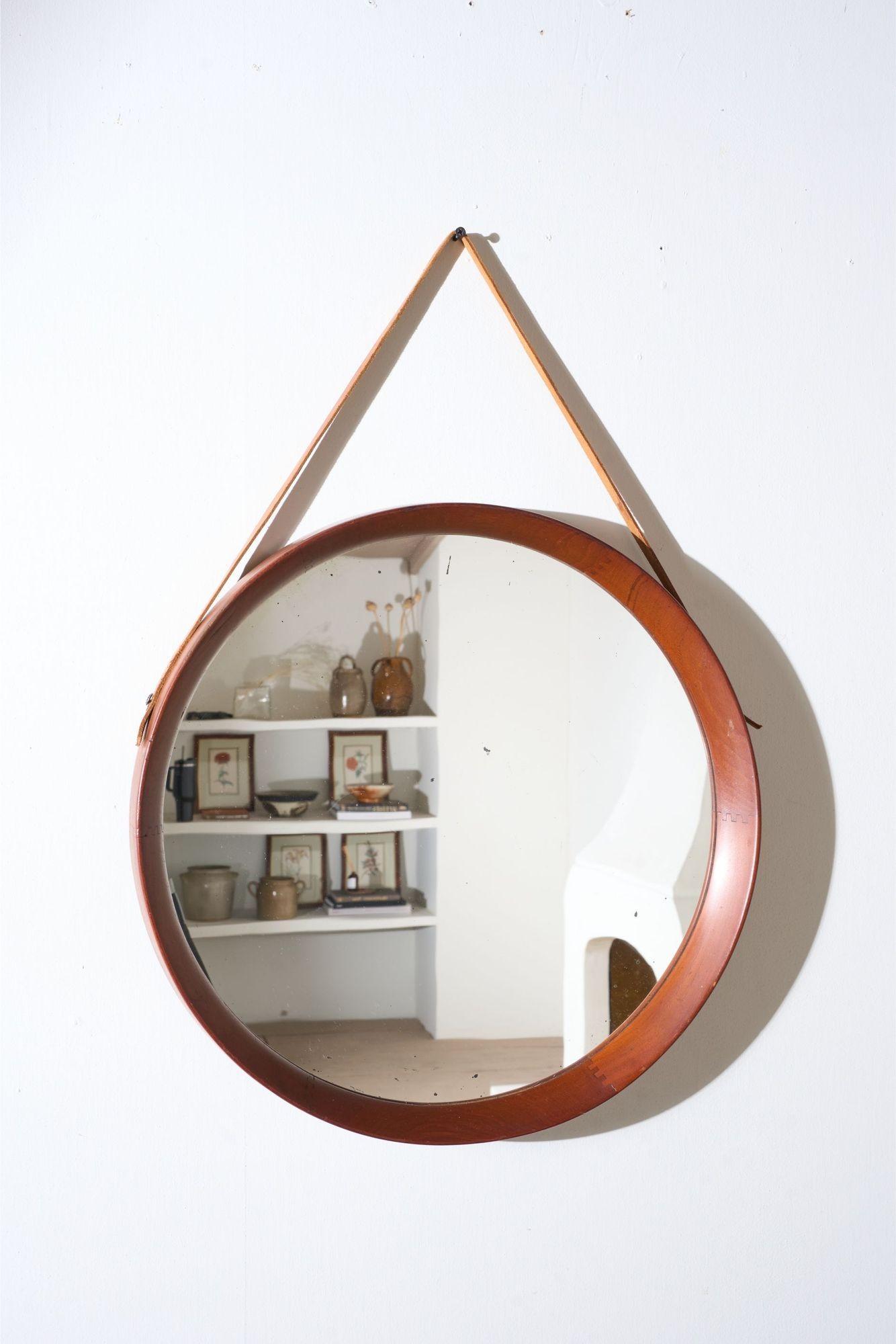 Mid 20th Century Solid Teak Circular Wall Mirror (1 of 6) Mid 20th Century Solid Teak Circular Wall Mirror (1 of 6)